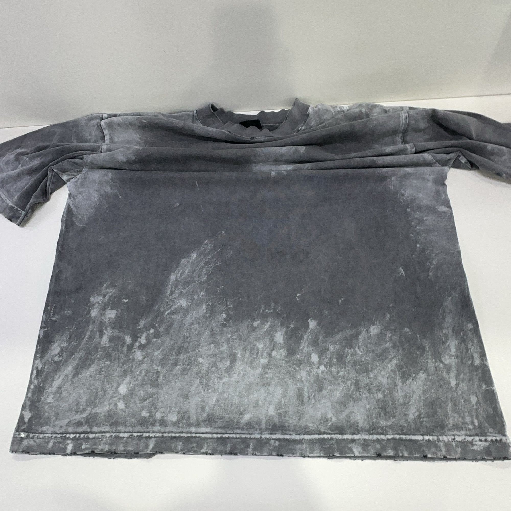Balenciaga Balenciaga Faded Logo Embroidery T-Shirt Size L Size US L / EU 52-54 / 3 - 7 Thumbnail
