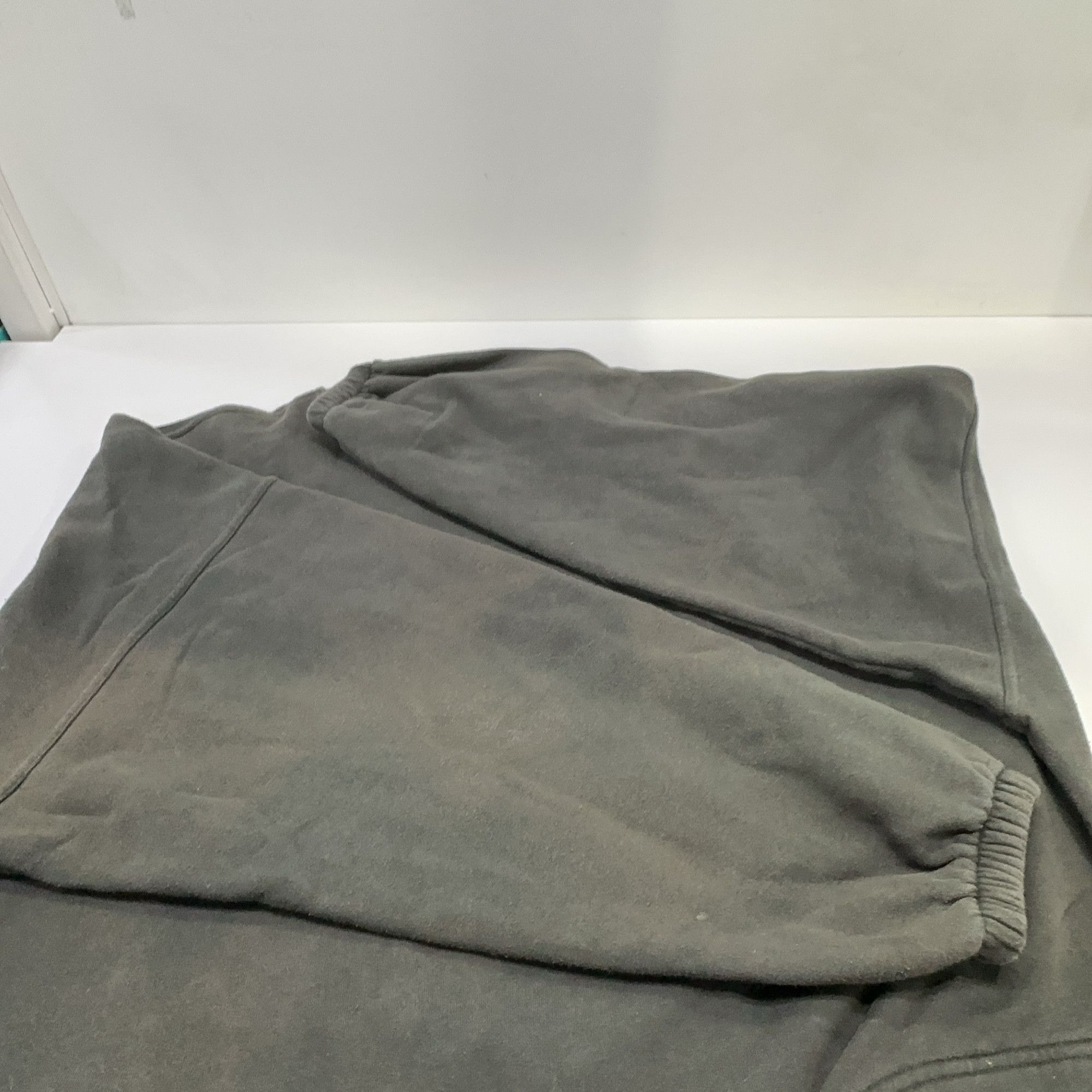 Balenciaga Balenciaga Washed Logo Sweatshirt Size M Size US M / EU 48-50 / 2 - 9 Thumbnail