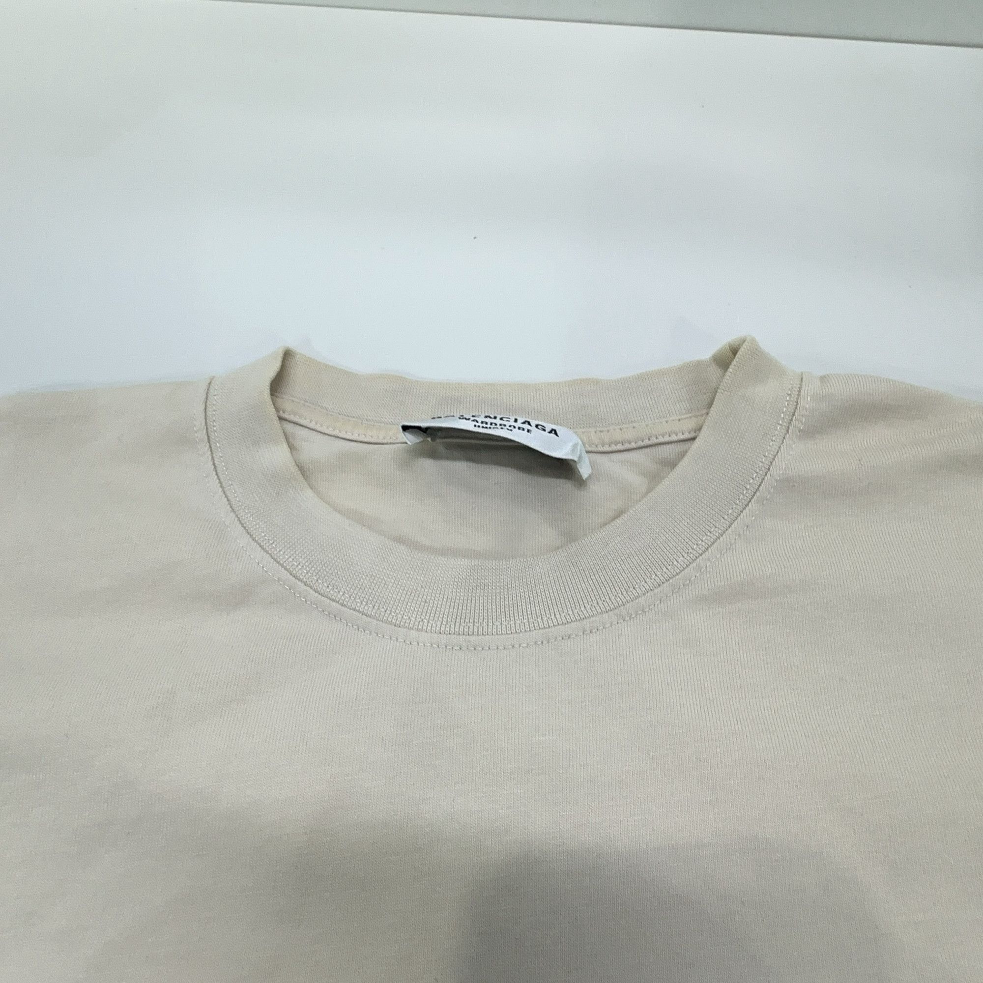 Balenciaga Balenciaga Retail Therapy Graphic T-Shirt S Size S / US 4 / IT 40 - 7 Thumbnail