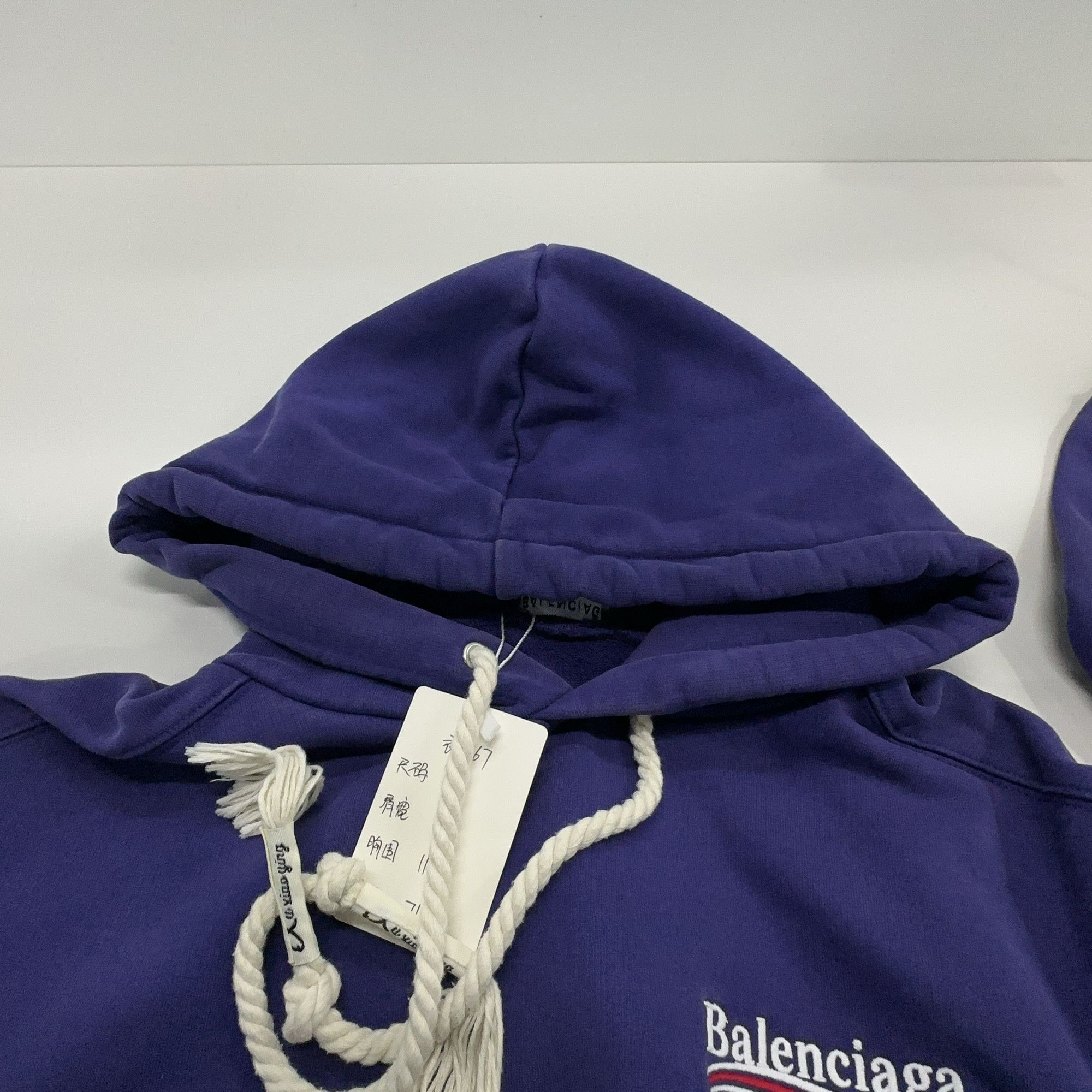 Balenciaga Balenciaga Political Campaign Hoodie Size L Size US L / EU 52-54 / 3 - 6 Thumbnail