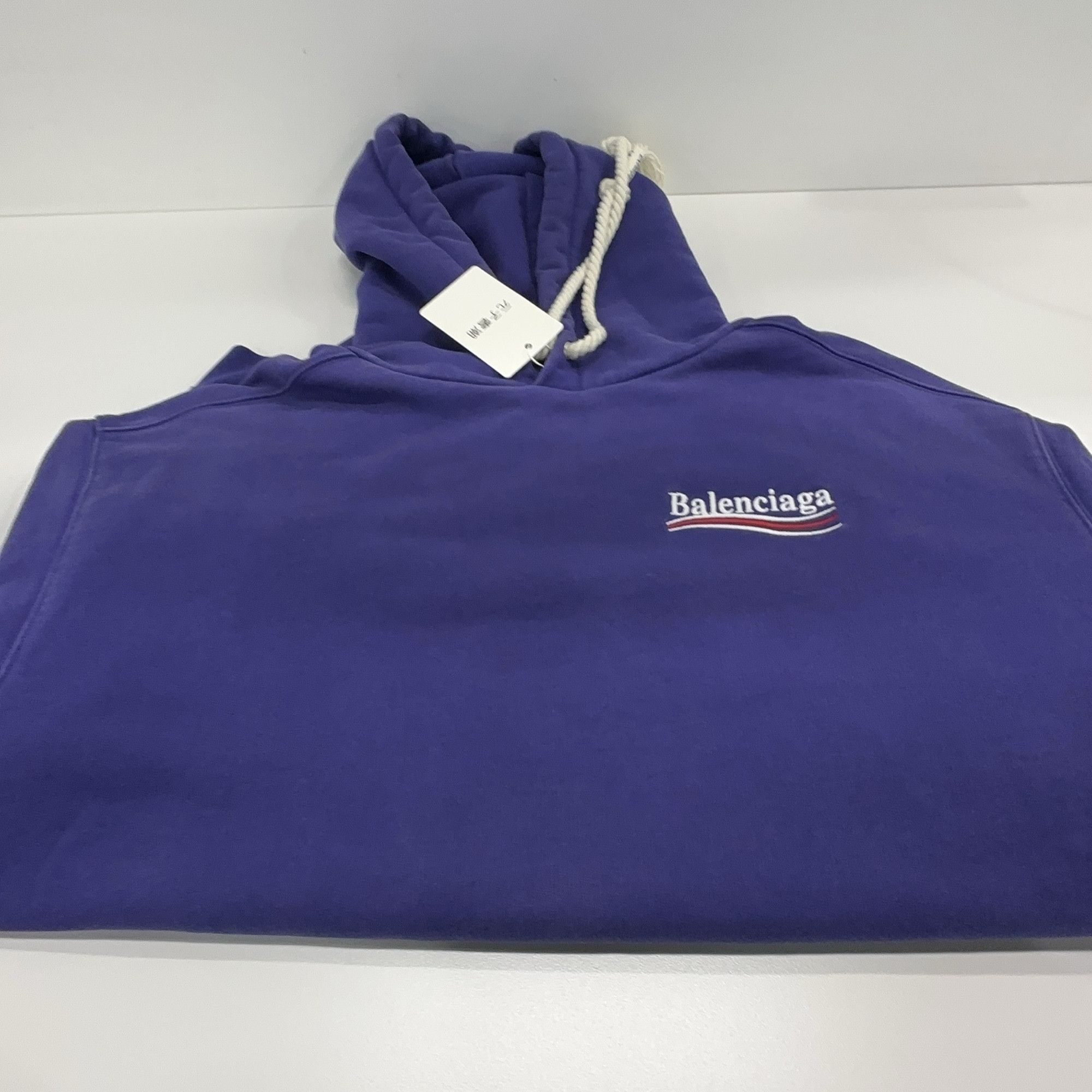 Balenciaga Balenciaga Political Campaign Hoodie Size L Size US L / EU 52-54 / 3 - 7 Thumbnail