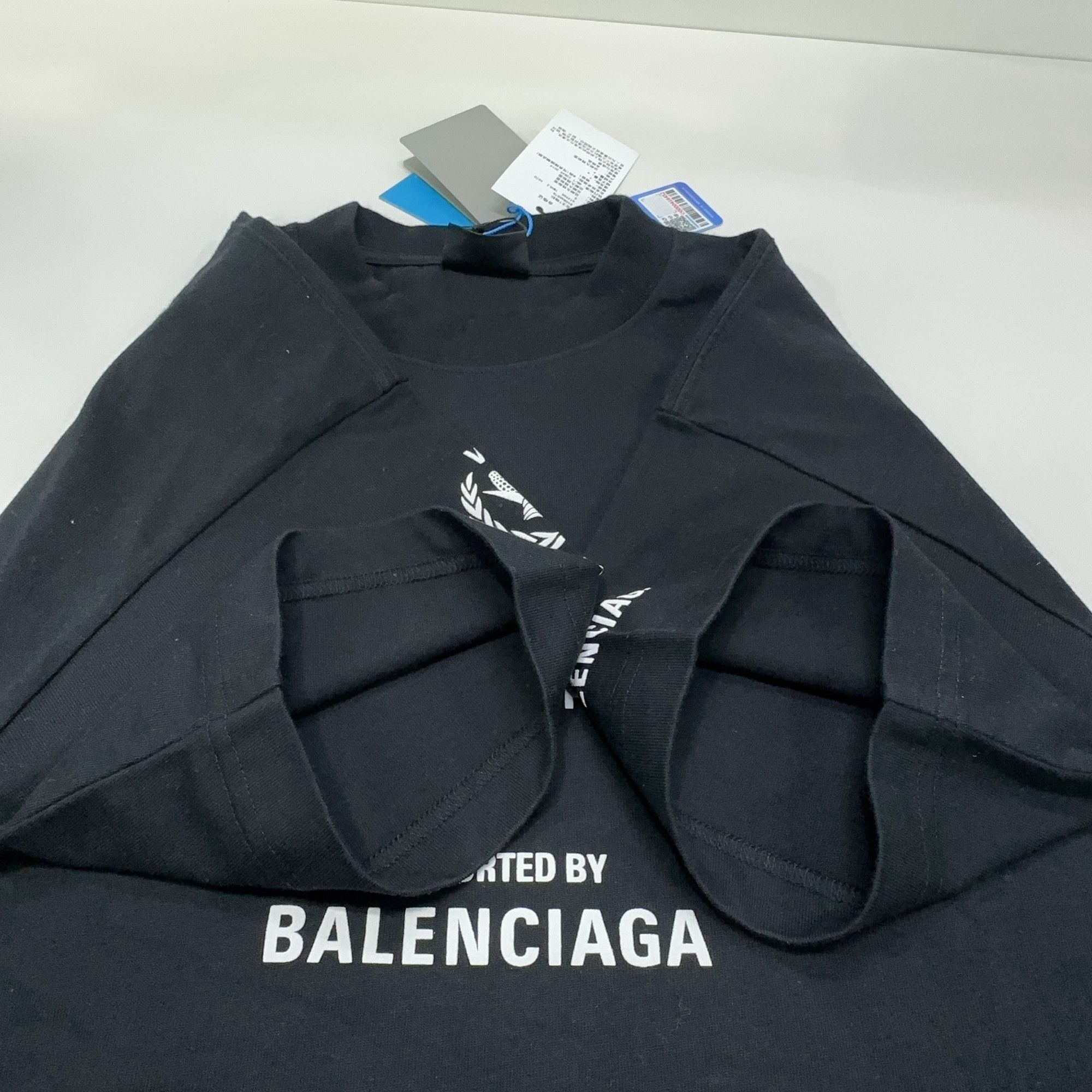 Balenciaga Balenciaga x WFP Logo Print T-Shirt S Size S / US 4 / IT 40 - 9 Thumbnail