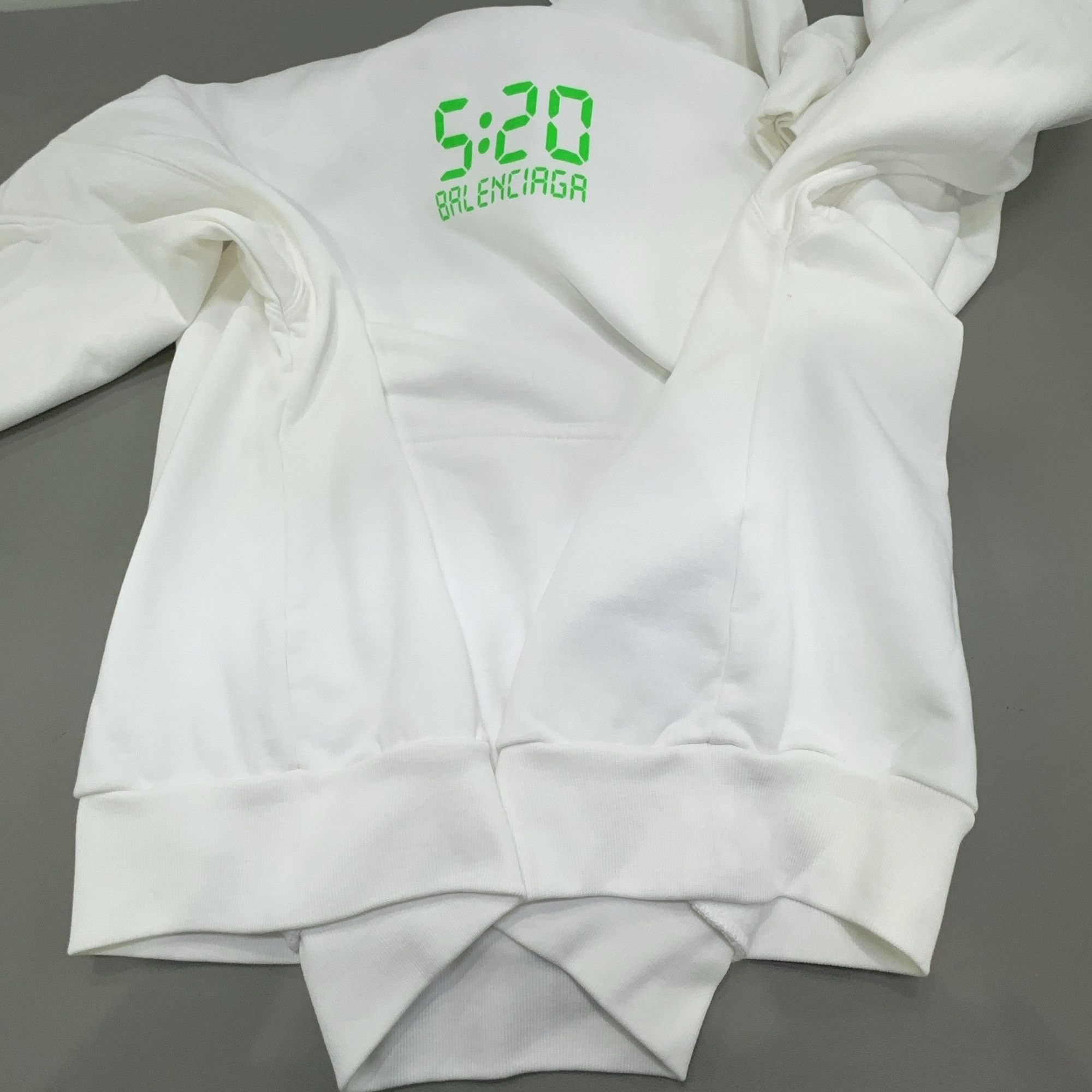 Balenciaga Balenciaga 5:20 Digital Print Hoodie Size 1 Size US S / EU 44-46 / 1 - 7 Thumbnail