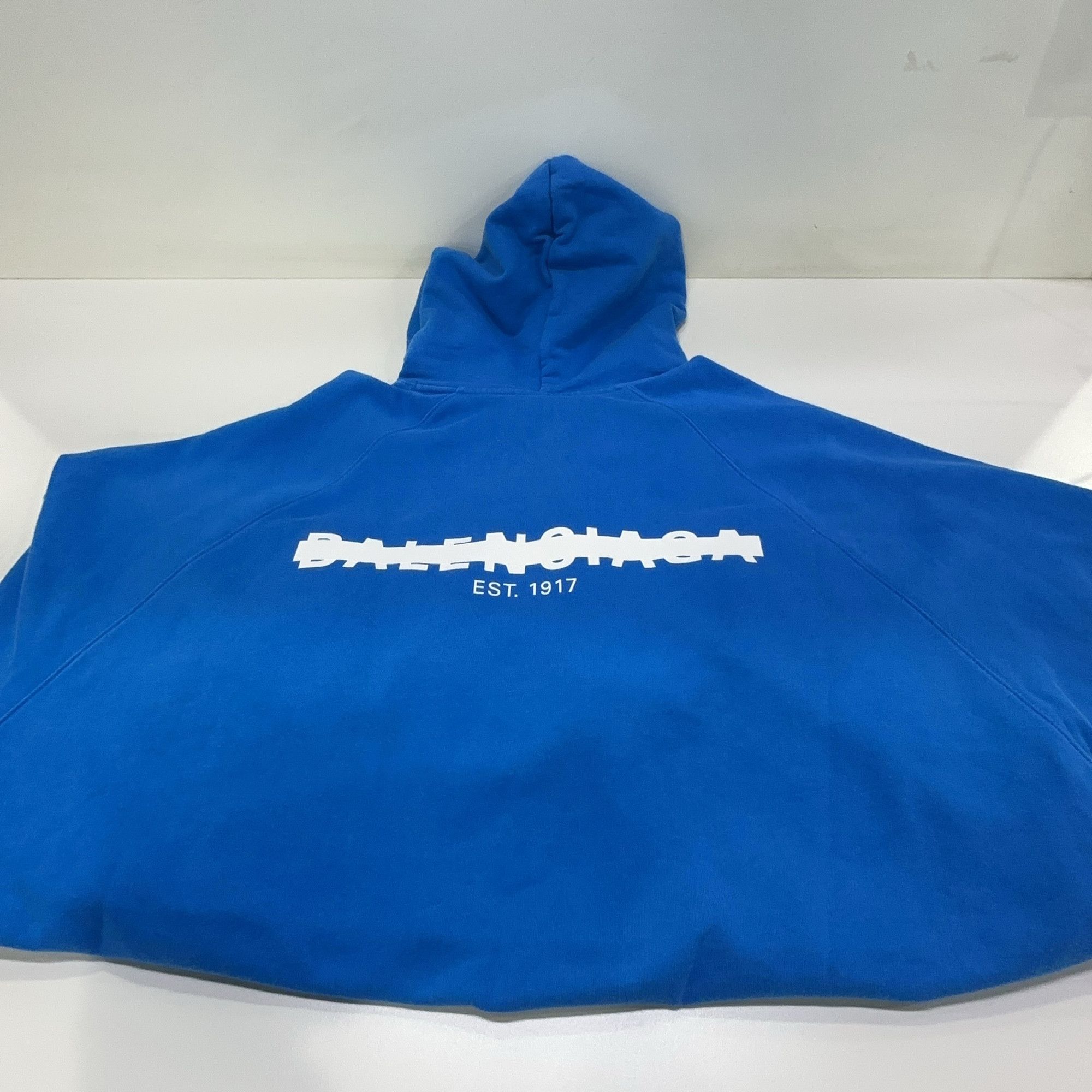 Balenciaga Balenciaga Logo Embroidered Hoodie Size 1 Size US S / EU 44-46 / 1 - 15 Thumbnail