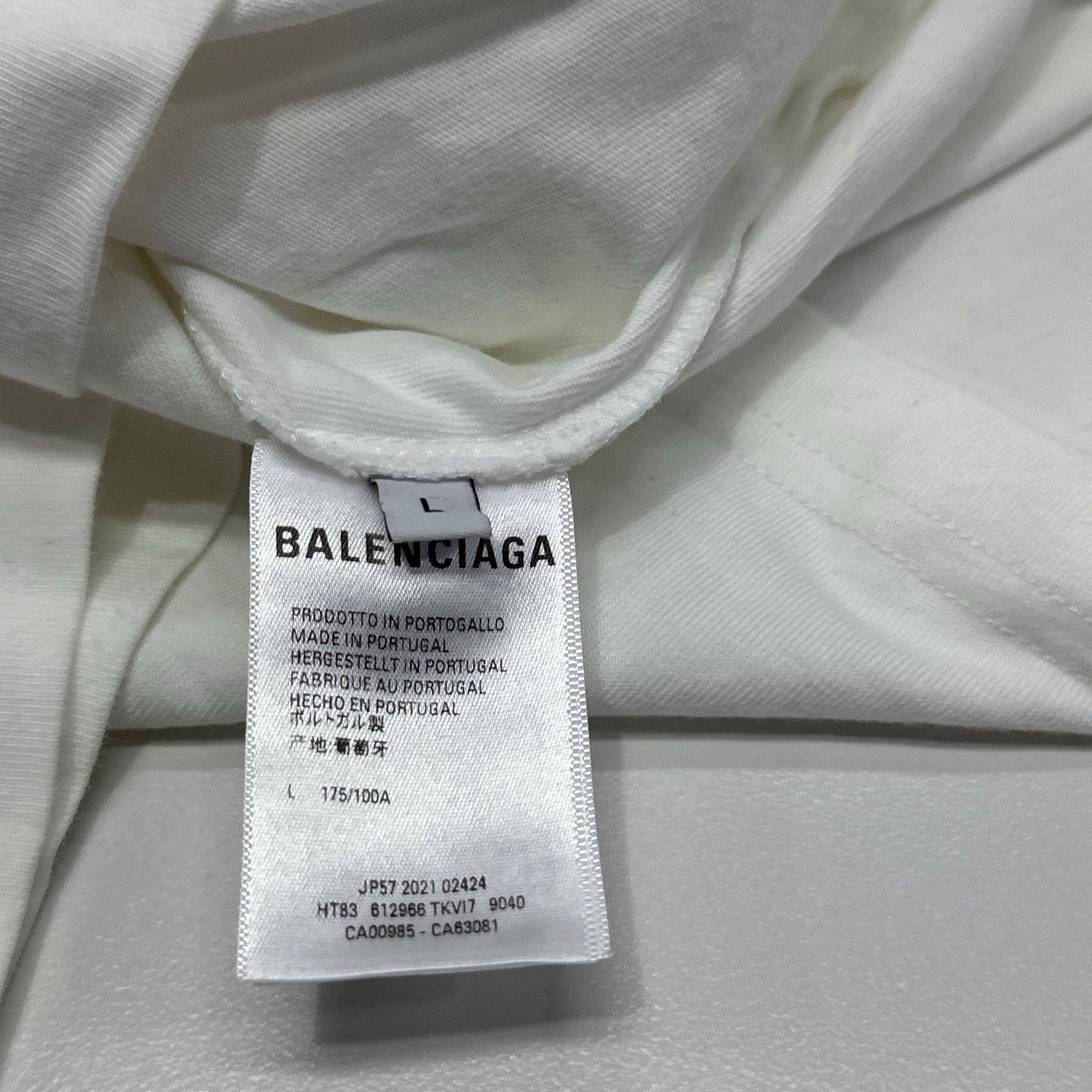 Balenciaga Balenciaga Pixel Logo Print T-Shirt Size L Size US L / EU 52-54 / 3 - 6 Thumbnail