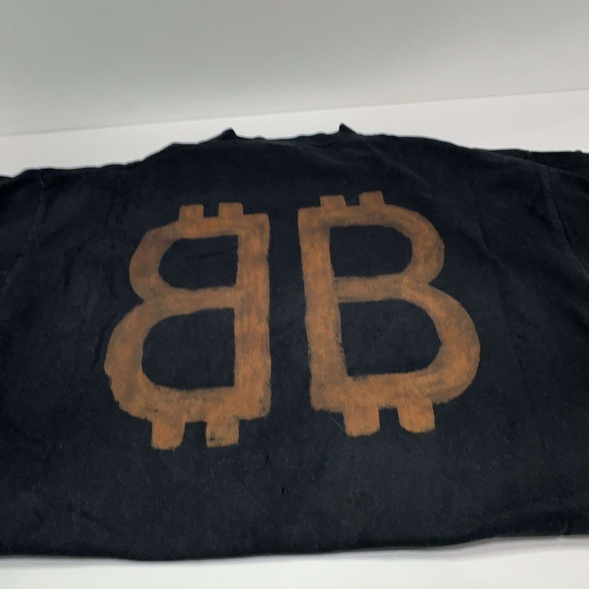 Balenciaga Balenciaga Bitcoin Logo Print T-Shirt Size 3 Size US L / EU 52-54 / 3 - 12 Thumbnail