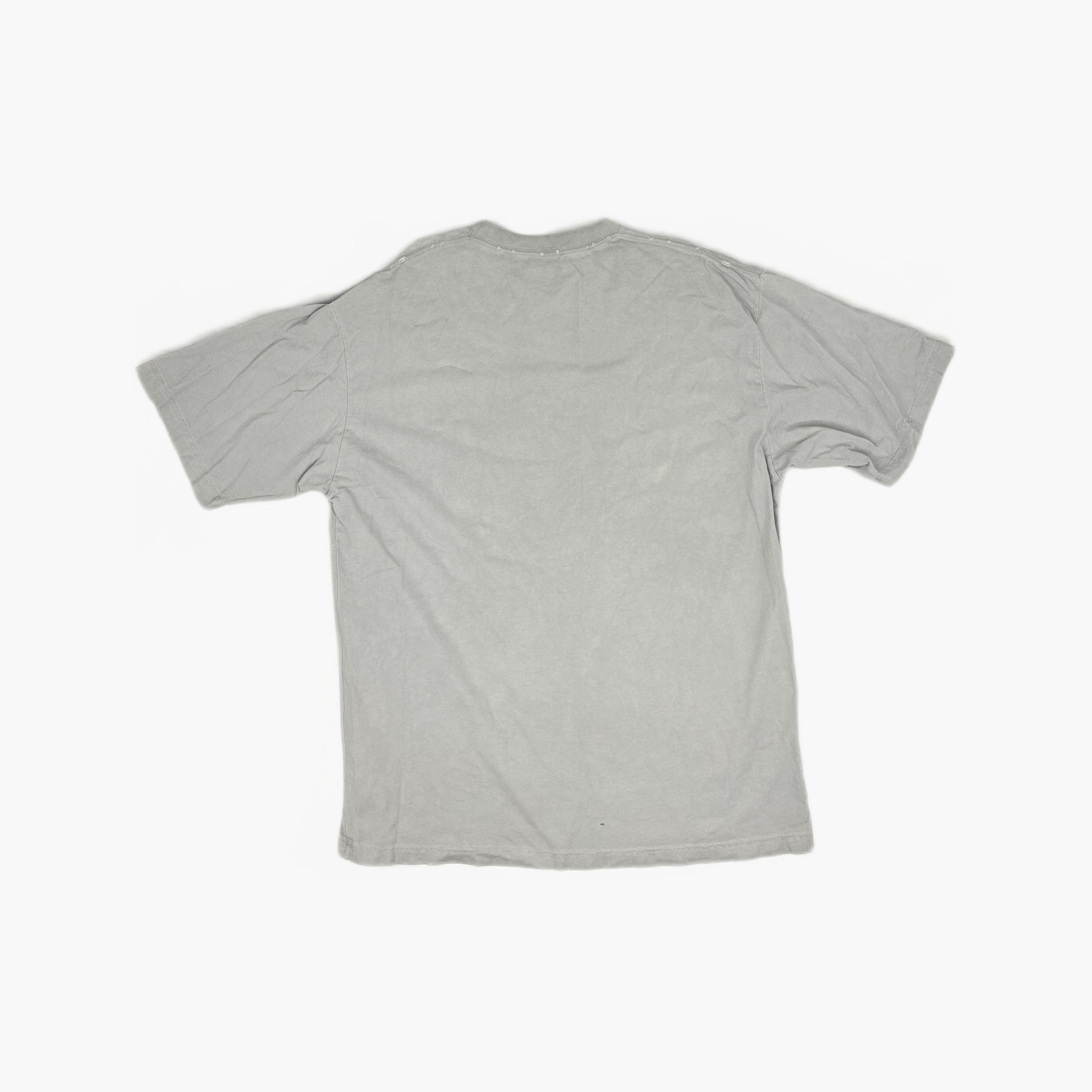 Balenciaga Balenciaga Design Team Logo T-Shirt Size L Size US L / EU 52-54 / 3 - 3 Thumbnail