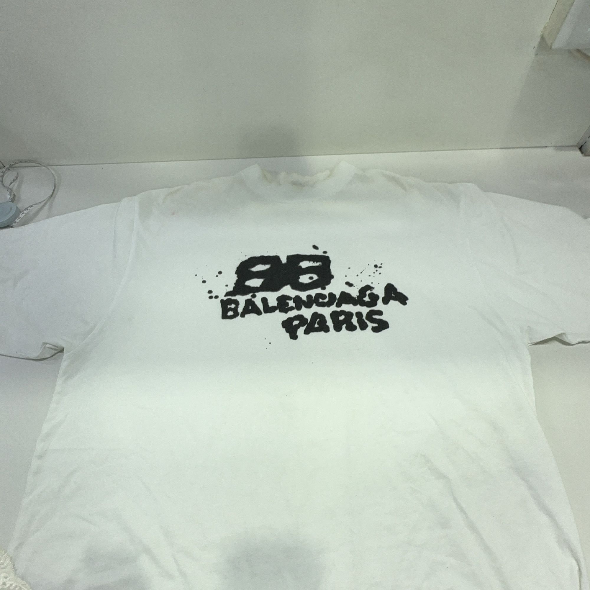 Balenciaga Balenciaga SS23 Graffiti Logo T-Shirt XL Size US XL / EU 56 / 4 - 9 Thumbnail