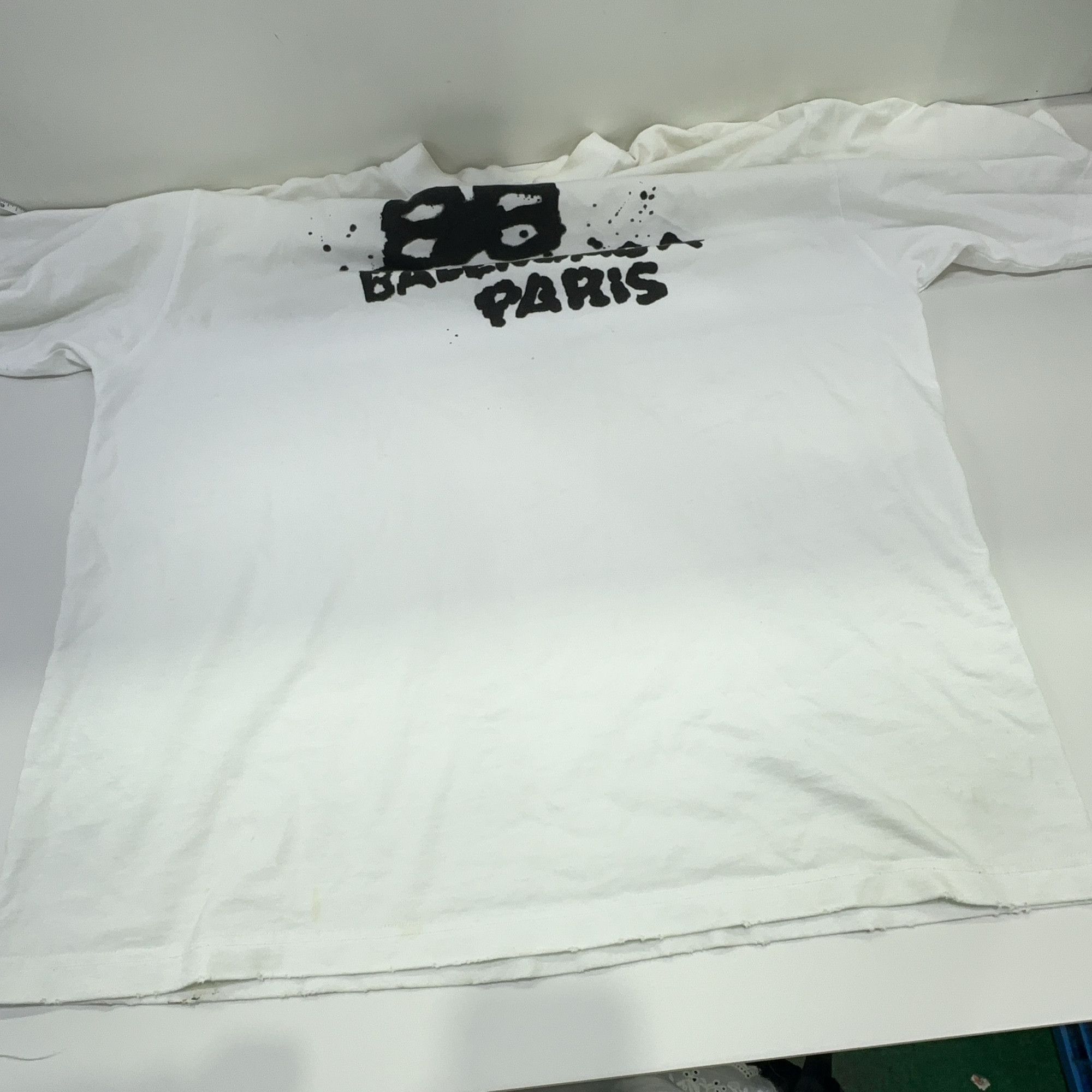 Balenciaga Balenciaga SS23 Graffiti Logo T-Shirt XL Size US XL / EU 56 / 4 - 10 Thumbnail