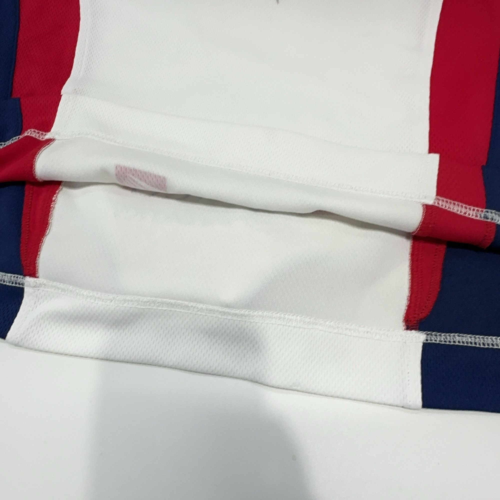 Balenciaga Balenciaga SS21 Hockey Mesh Jersey Size L Size US L / EU 52-54 / 3 - 9 Thumbnail