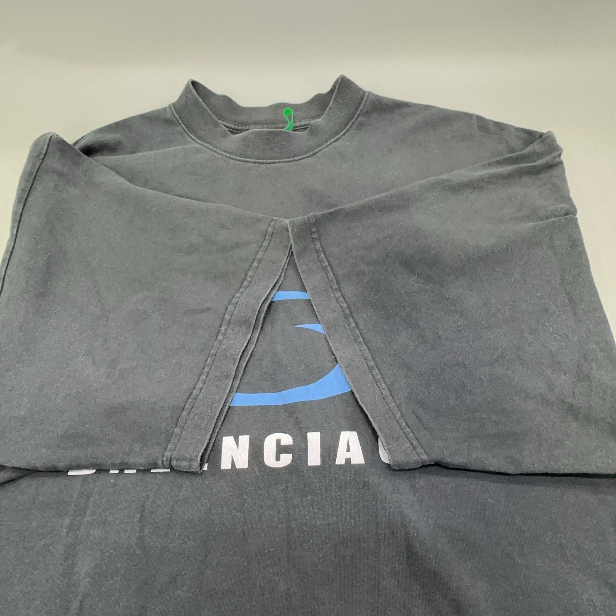 Balenciaga Balenciaga SS24 Logo Graphic T-Shirt M Size US M / EU 48-50 / 2 - 8 Thumbnail