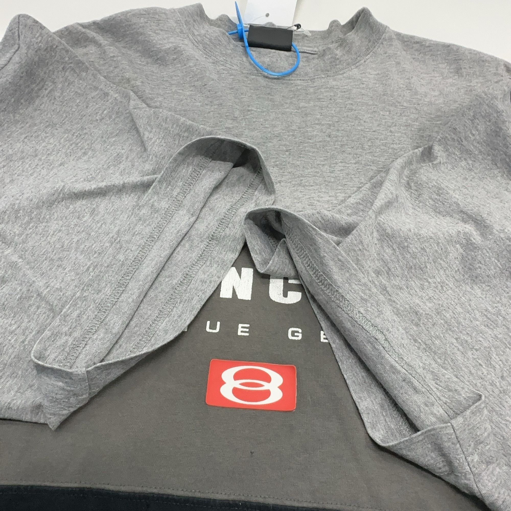 Balenciaga Balenciaga Unity Logo Colorblock T-Shirt XXS Size US XXS / EU 40 - 14 Thumbnail