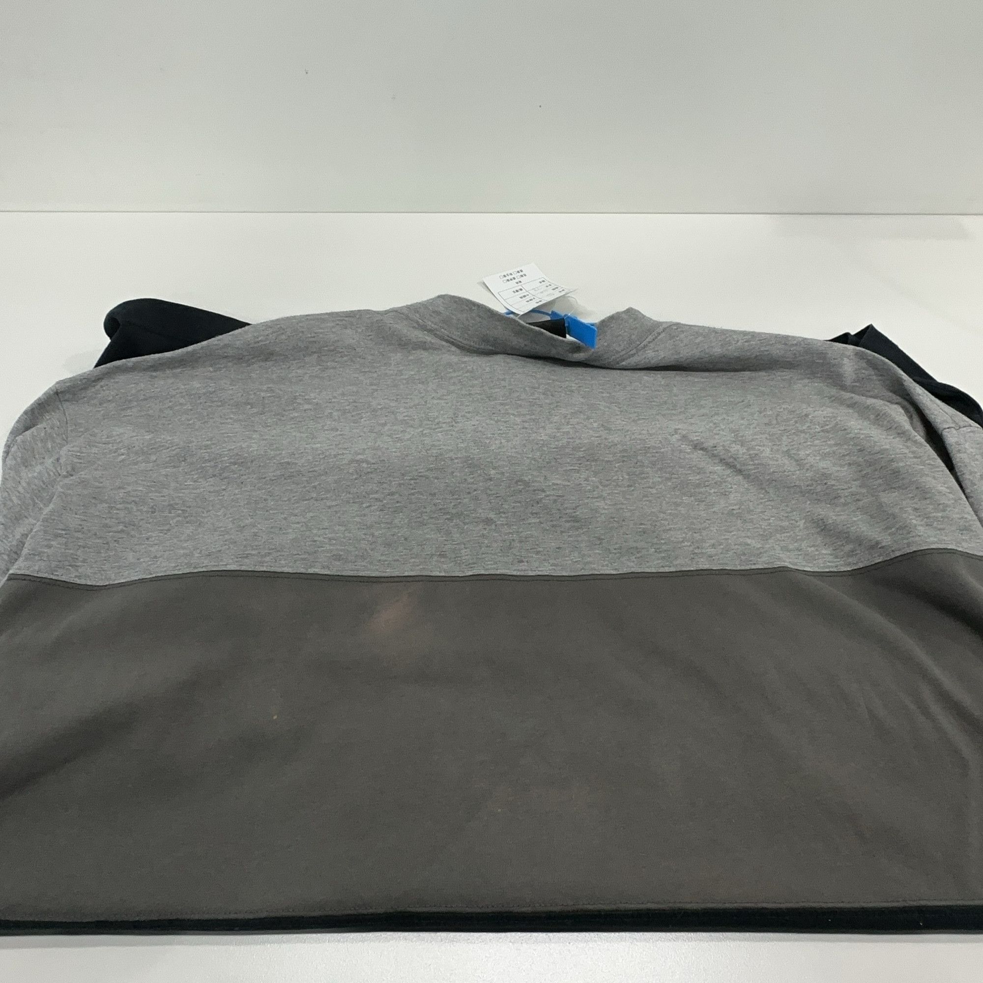 Balenciaga Balenciaga Unity Logo Colorblock T-Shirt XXS Size US XXS / EU 40 - 11 Thumbnail