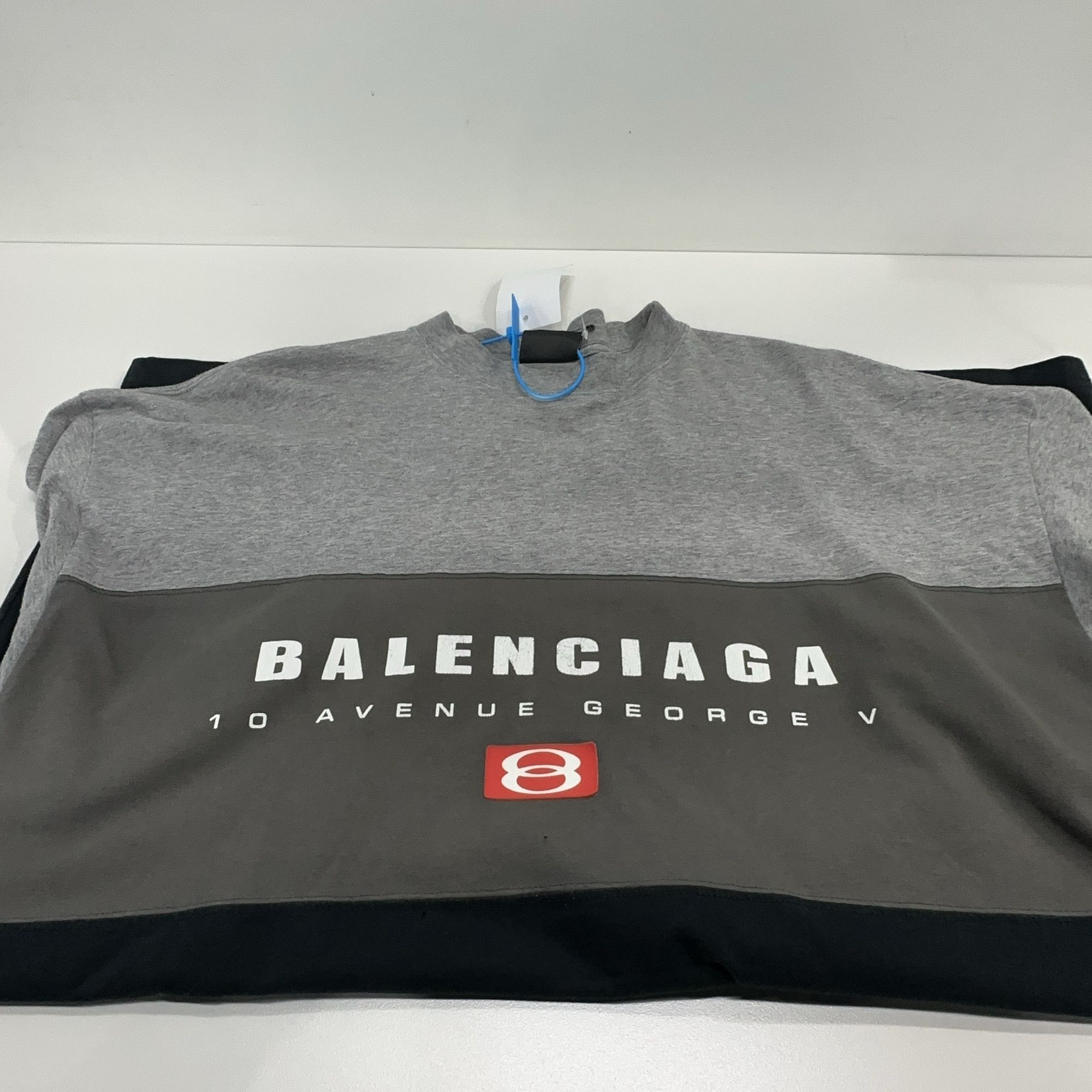 Balenciaga Balenciaga Unity Logo Colorblock T-Shirt XXS Size US XXS / EU 40 - 8 Thumbnail