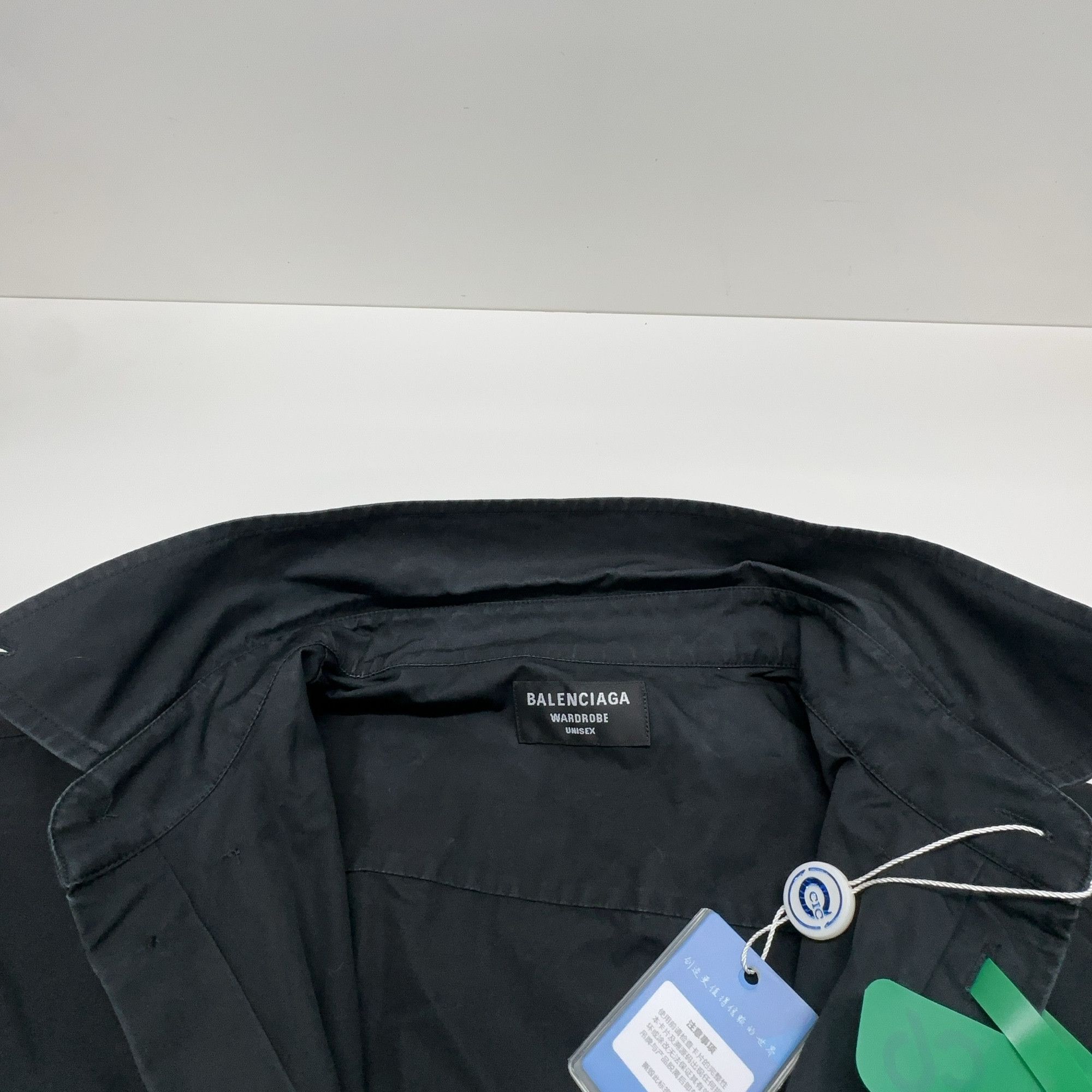 Balenciaga Balenciaga Logo Embroidered Button Up Shirt 38 Size US S / EU 44-46 / 1 - 6 Thumbnail