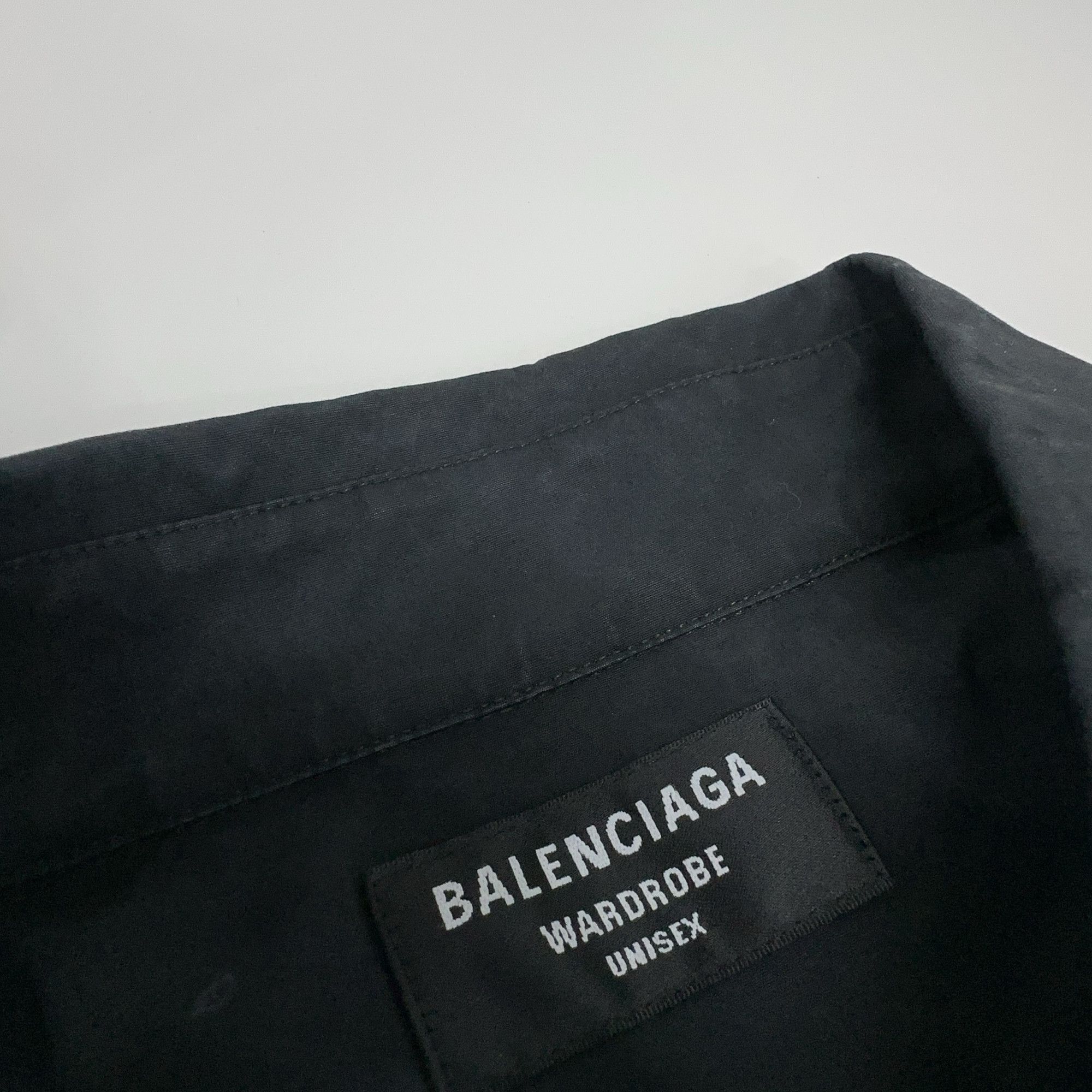 Balenciaga Balenciaga Logo Embroidered Button Up Shirt 38 Size US S / EU 44-46 / 1 - 5 Thumbnail
