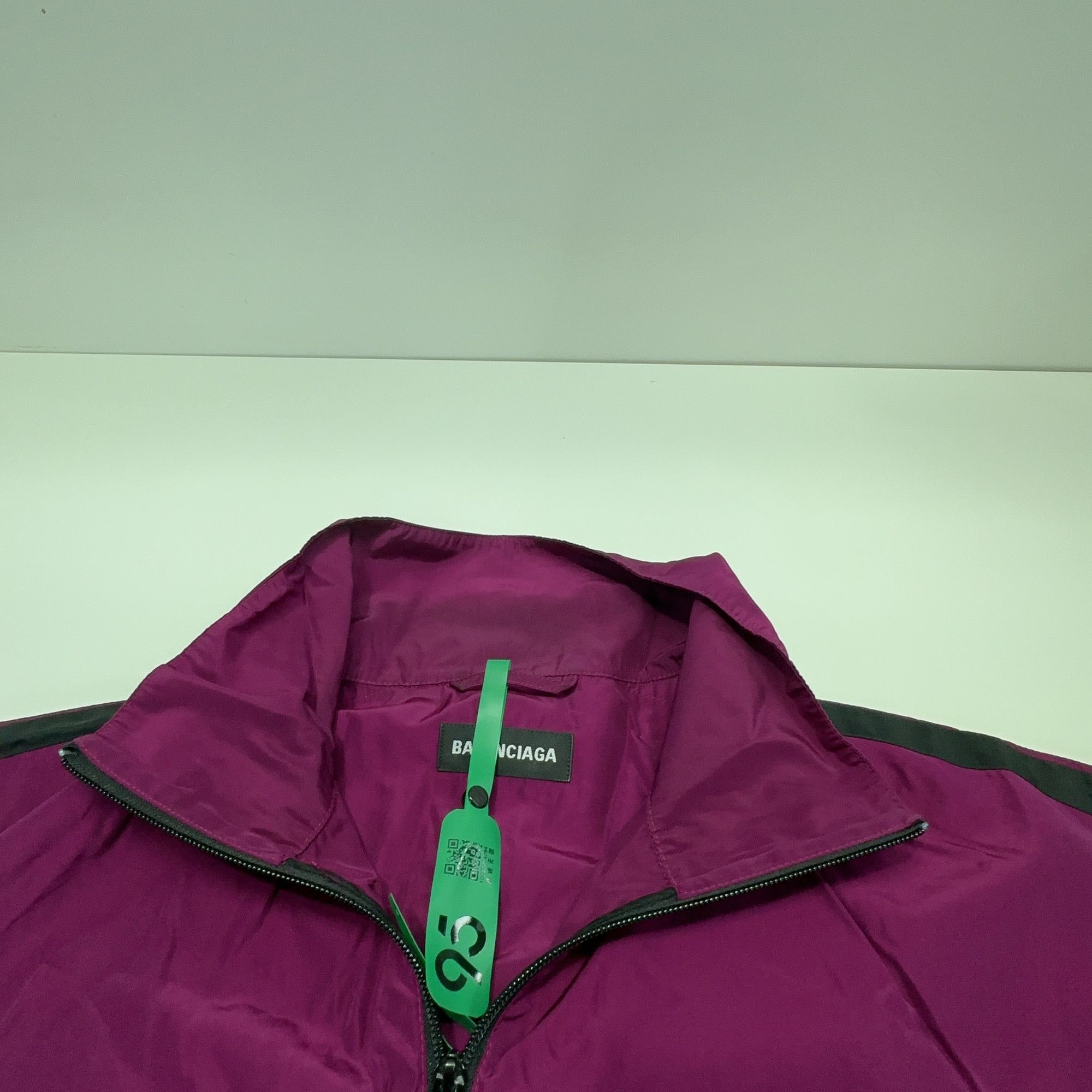 Balenciaga Balenciaga Logo Track Jacket Size 46 Size US S / EU 44-46 / 1 - 6 Thumbnail