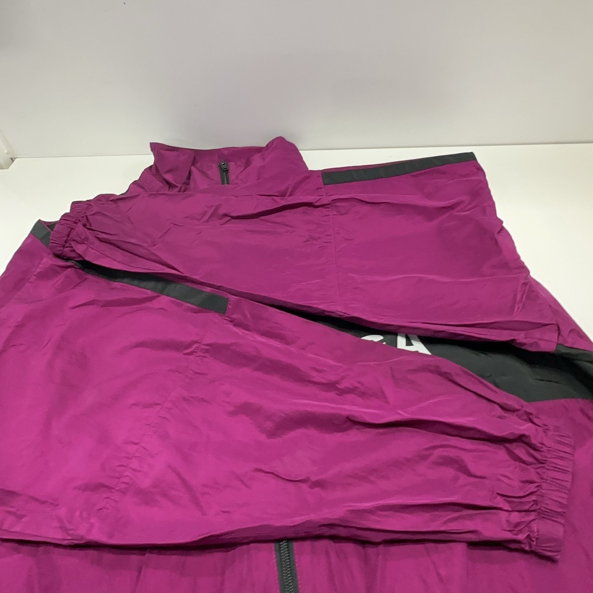 Balenciaga Balenciaga Logo Track Jacket Size 46 Size US S / EU 44-46 / 1 - 10 Thumbnail