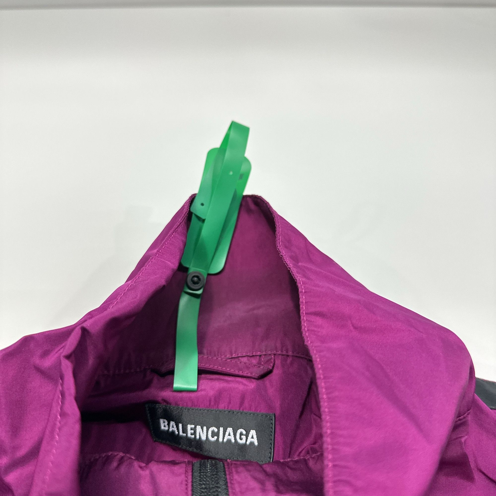 Balenciaga Balenciaga Logo Track Jacket Size 46 Size US S / EU 44-46 / 1 - 4 Thumbnail