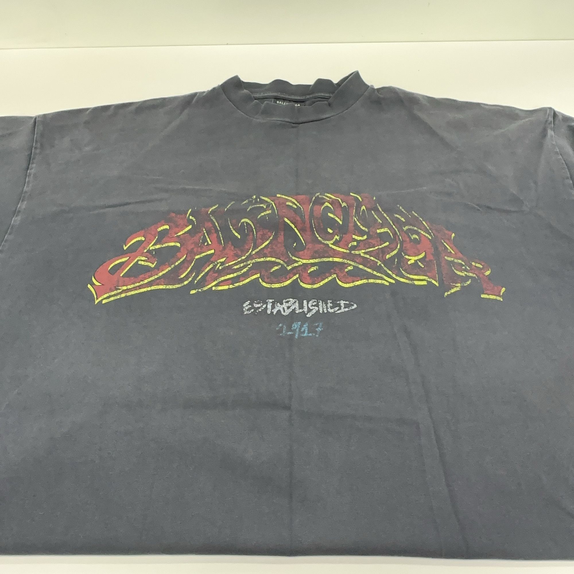 Balenciaga Balenciaga SS23 Graphic Logo Long Sleeve T-Shirt US M Size US M / EU 48-50 / 2 - 8 Thumbnail