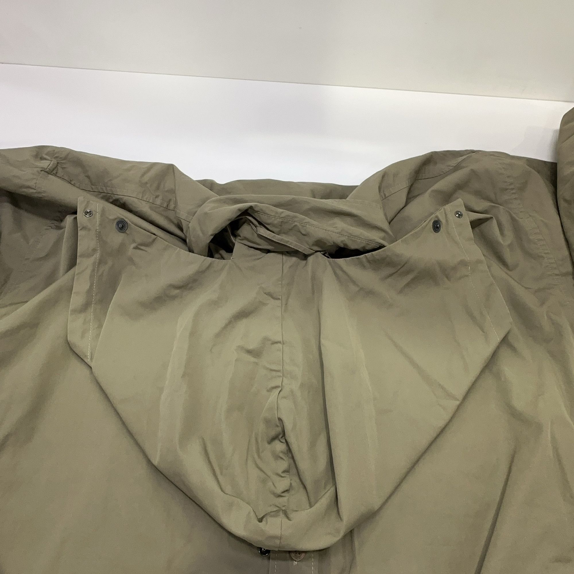 Balenciaga Balenciaga Khaki Hooded Button-Up Jacket Size 2 Size US M / EU 48-50 / 2 - 8 Thumbnail