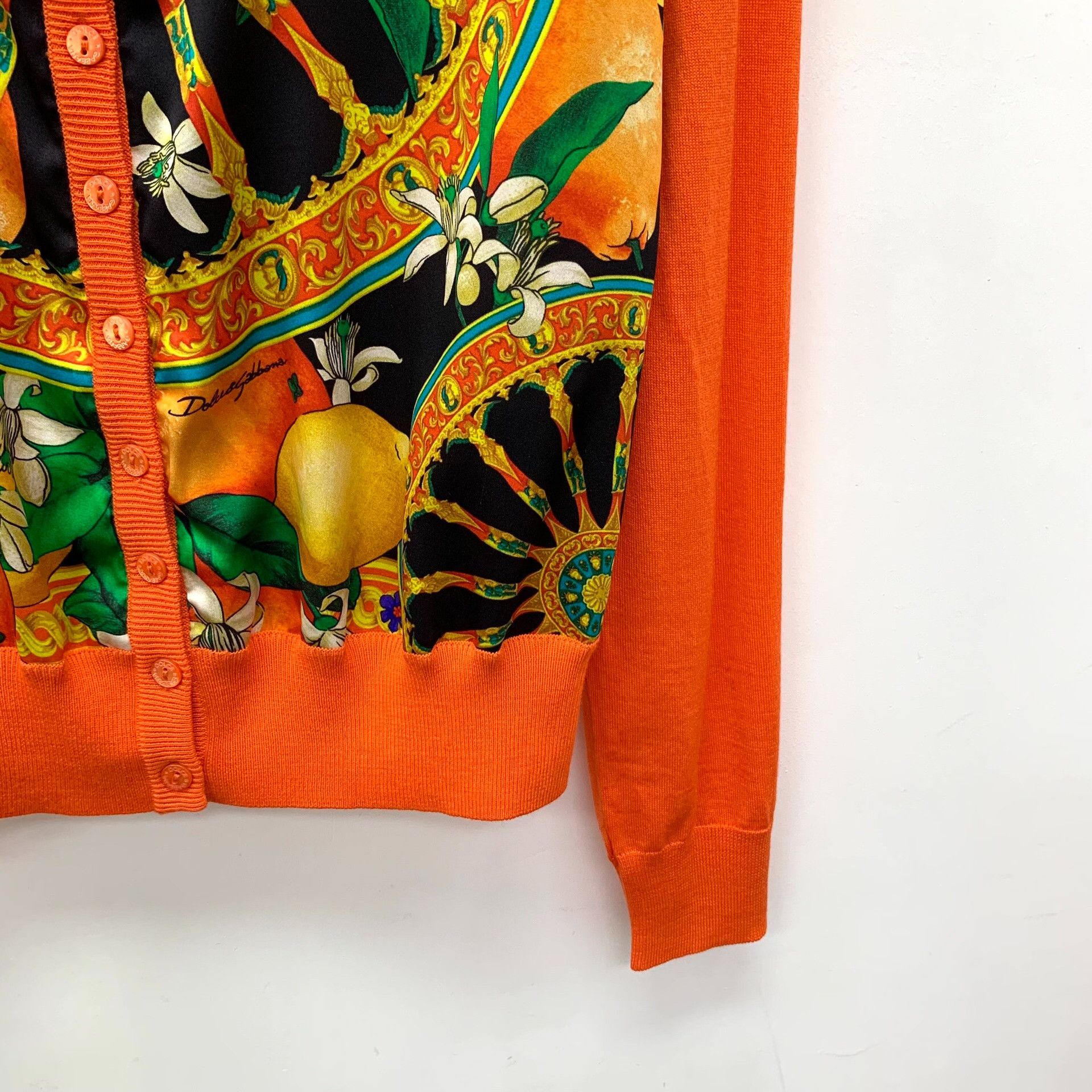 Dolce & Gabbana Dolce & Gabbana Floral Print Silk Mix Cardigan IT 40 Size S / US 4 / IT 40 - 5 Thumbnail