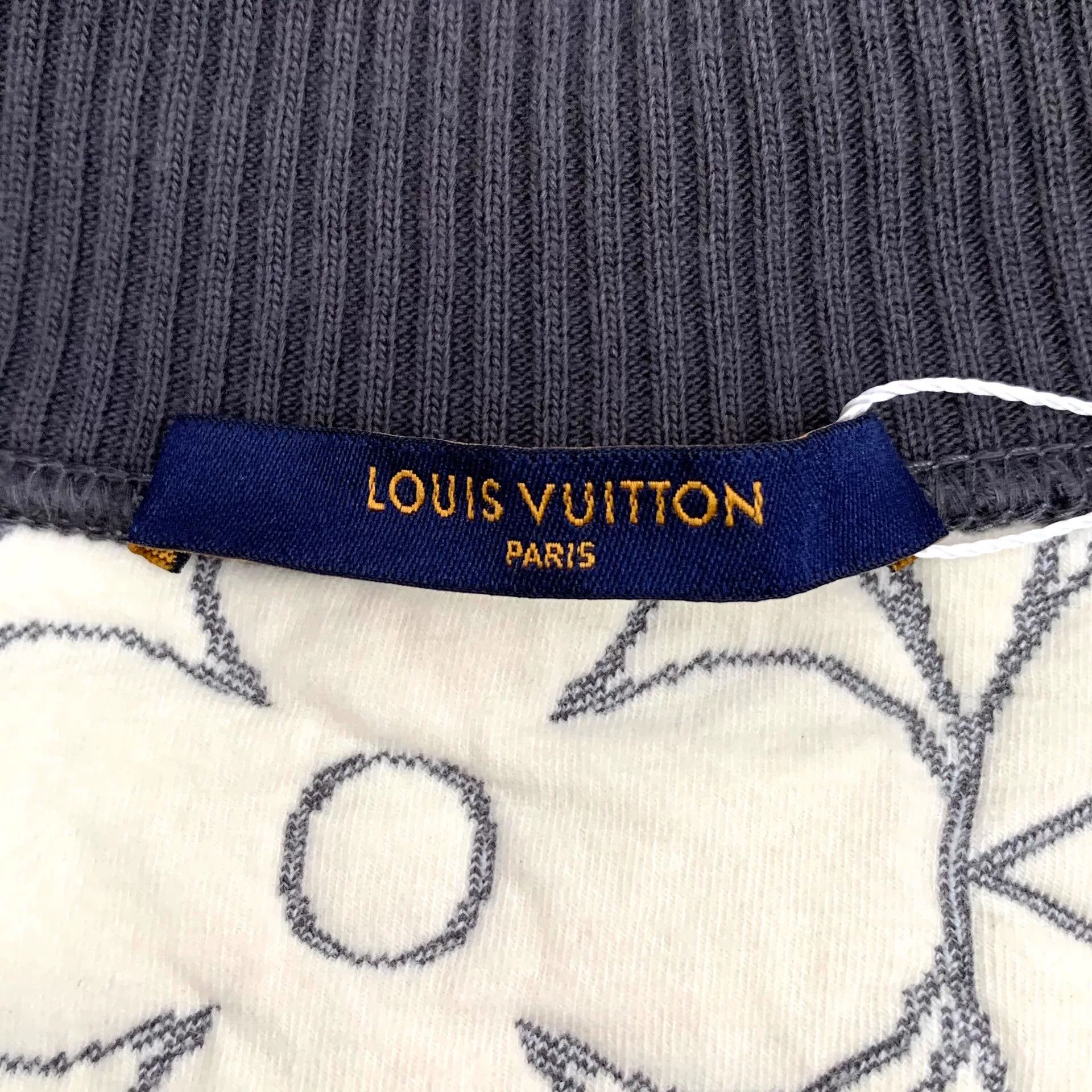 Louis Vuitton Louis Vuitton Monogram Zip Up Jacket S Size US S / EU 44-46 / 1 - 6 Thumbnail
