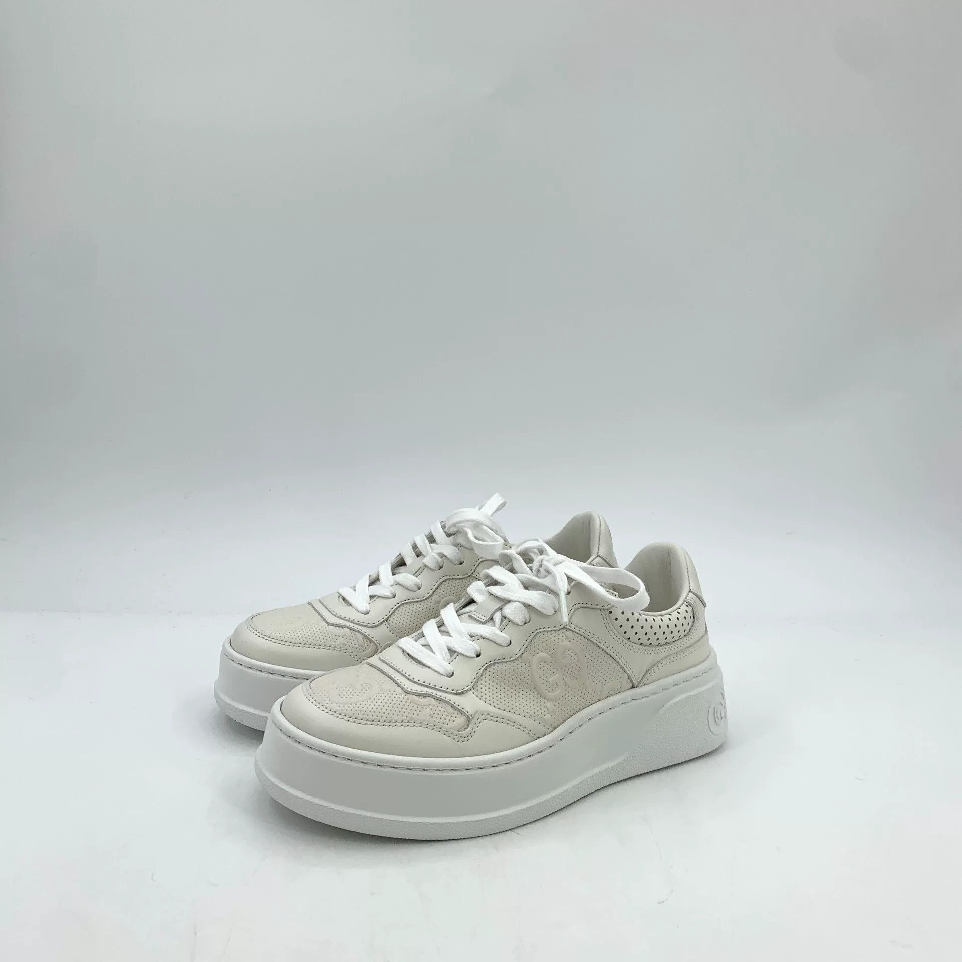 Gucci Gucci Embossed Logo Platform Sneakers 35 Size US 5 / IT 35 - 2 Thumbnail