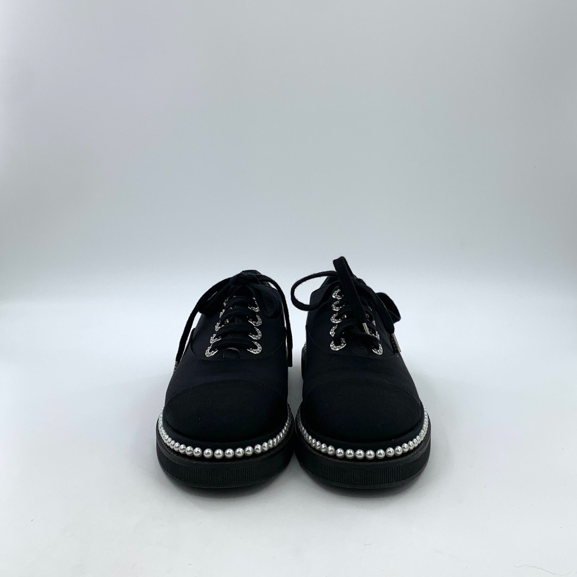 Chanel Chanel Pearl Trimmed Lace Up Flats 37 Size US 7 / IT 37 - 4 Thumbnail