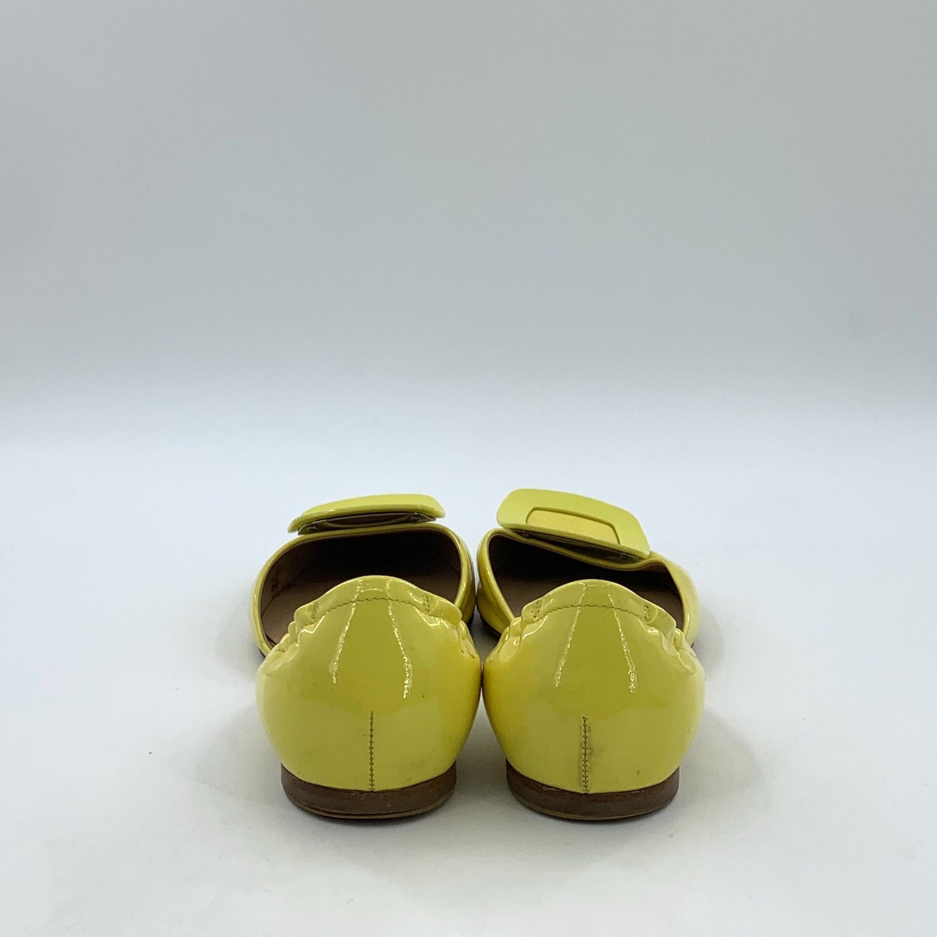 Roger Vivier Roger Vivier Yellow Patent Buckle Flats IT 37.5 Size US 7.5 / IT 37.5 - 5 Thumbnail