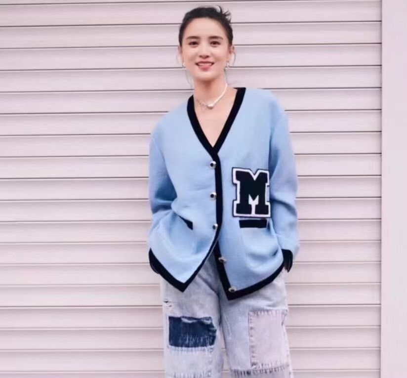 Miu Miu Miu Miu Wool V-Neck Logo Cardigan Size IT 40 Size S / US 4 / IT 40 - 9 Thumbnail
