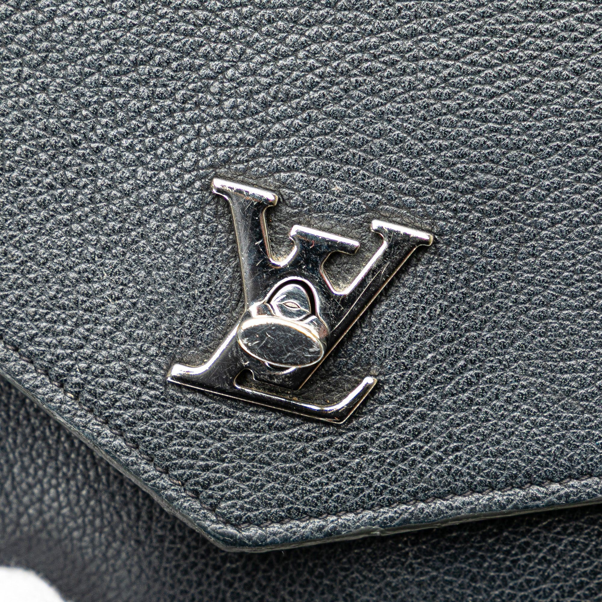 Louis Vuitton MyLockMe Chain Pochette Size ONE SIZE - 8 Thumbnail