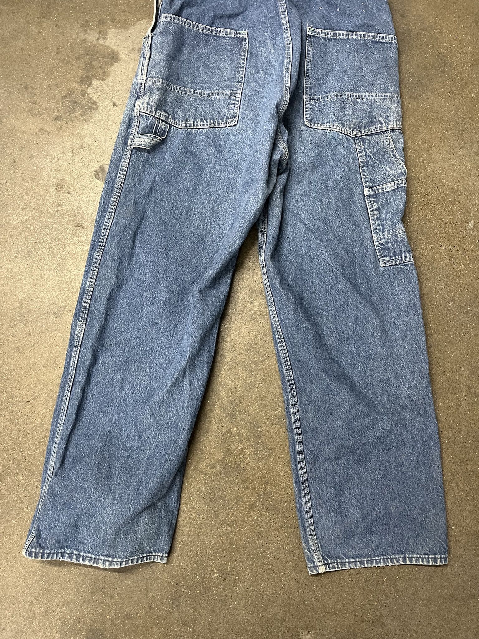 Carhartt × Oshkosh × Vintage Vintage 2000s Osh Kosh Denim Overalls Size 37 Size US 37 - 7 Thumbnail