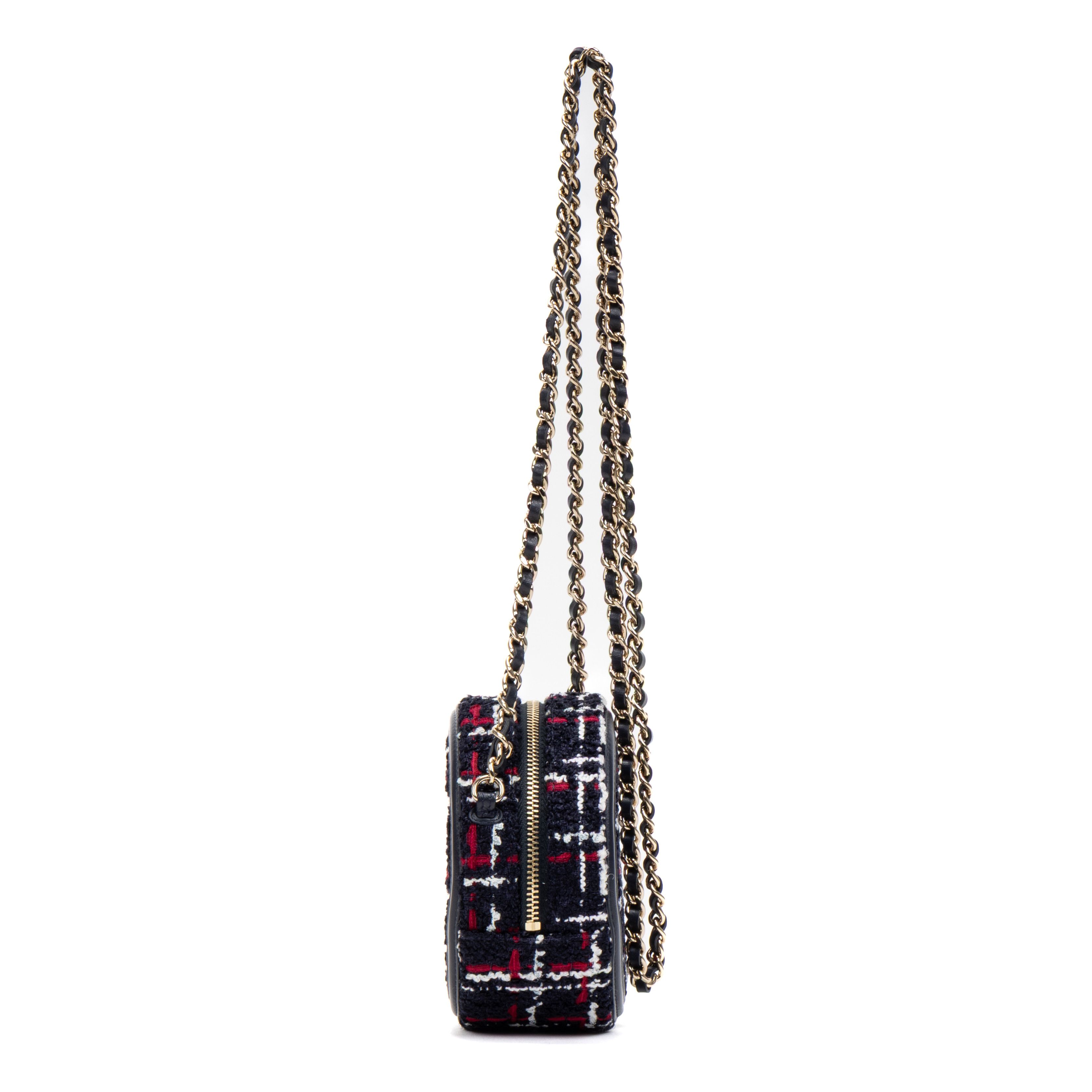 Chanel Filigree Round Chain Clutch Mini Size ONE SIZE - 4 Thumbnail
