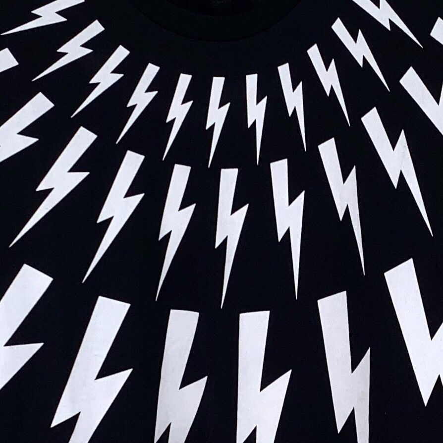 Neil Barrett Neil Barrett Lightning Bolt T-Shirt XS Size US XS / EU 42 / 0 - 5 Thumbnail