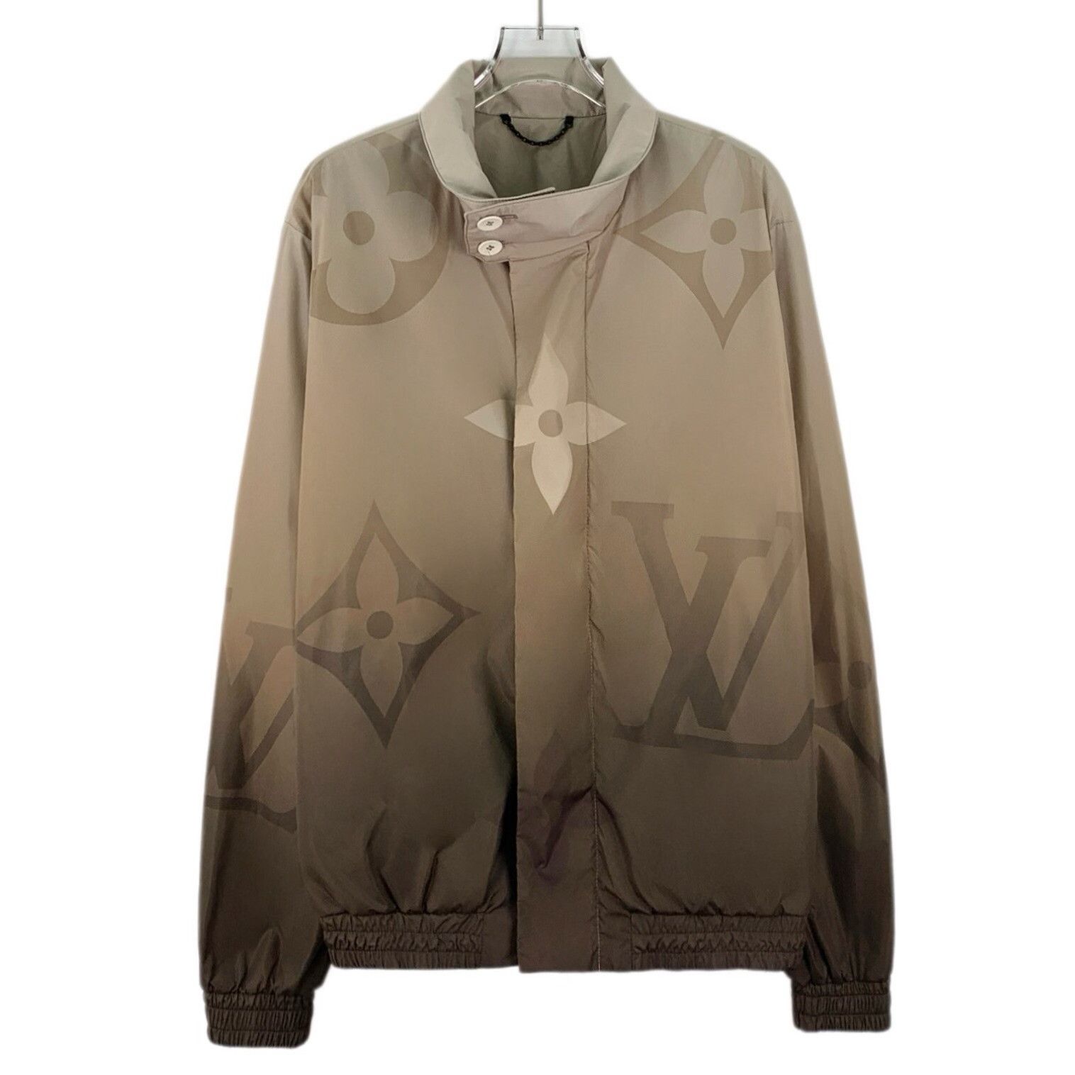 Louis Vuitton Louis Vuitton Gradient Monogram Light Windbreaker Size 46 Size US S / EU 44-46 / 1 - 2 Thumbnail