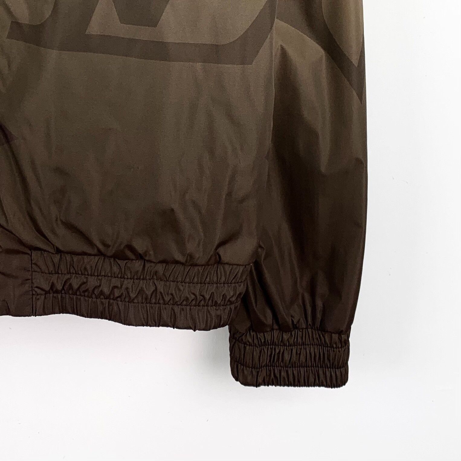Louis Vuitton Louis Vuitton Gradient Monogram Light Windbreaker Size 46 Size US S / EU 44-46 / 1 - 5 Thumbnail