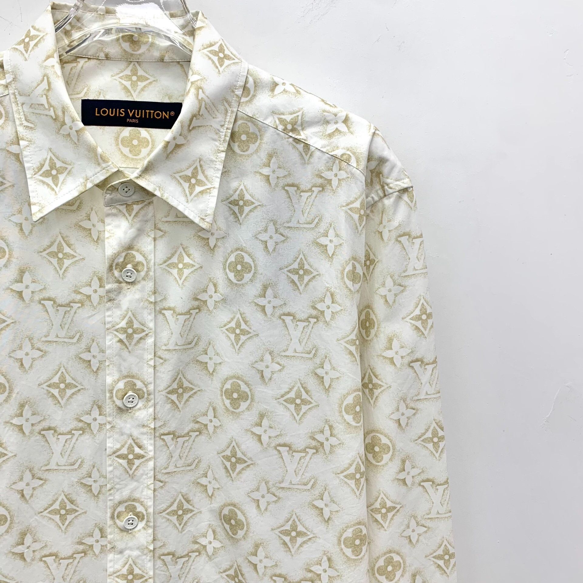 Louis Vuitton Louis Vuitton Monogram Long Sleeve Shirt L Size US L / EU 52-54 / 3 - 4 Thumbnail