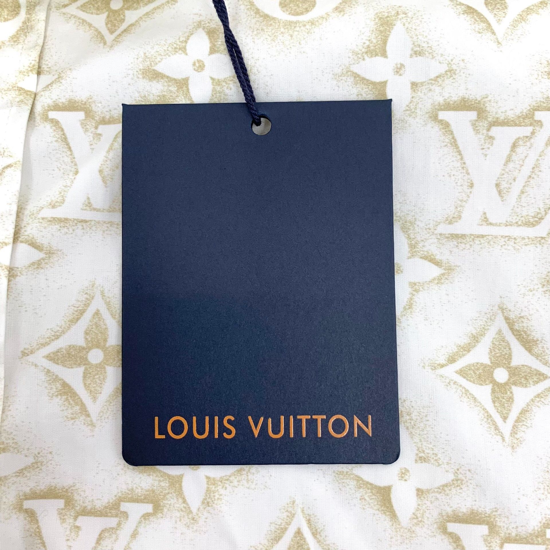 Louis Vuitton Louis Vuitton Monogram Long Sleeve Shirt L Size US L / EU 52-54 / 3 - 8 Thumbnail