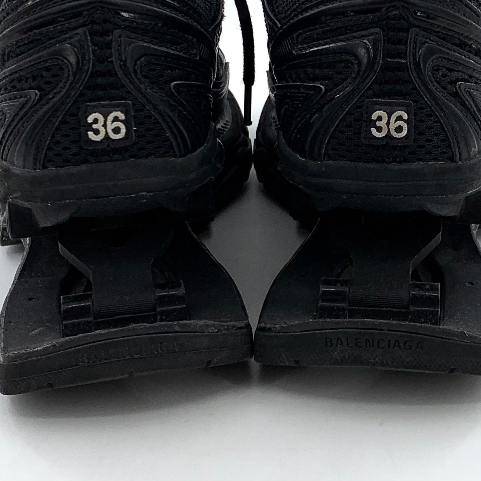Balenciaga Balenciaga Distressed X-Pander Sneakers 36 Size US 6 / IT 36 - 10 Thumbnail