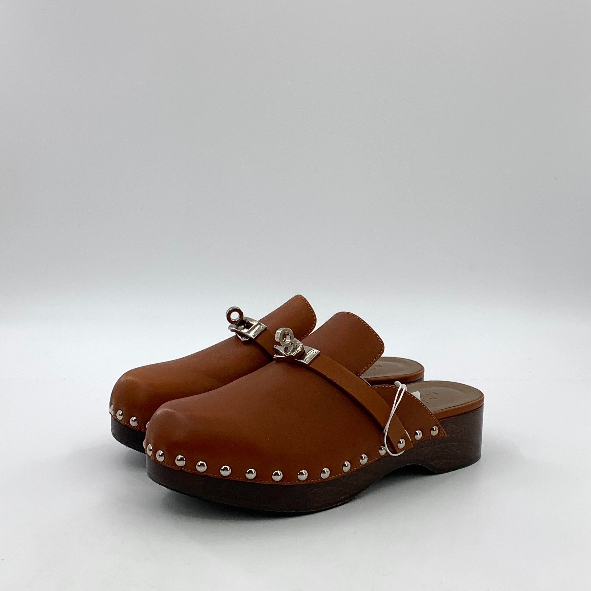 Hermes Hermes Kelly Buckle Studded Leather Clogs 35 Size US 5 / IT 35 - 2 Thumbnail