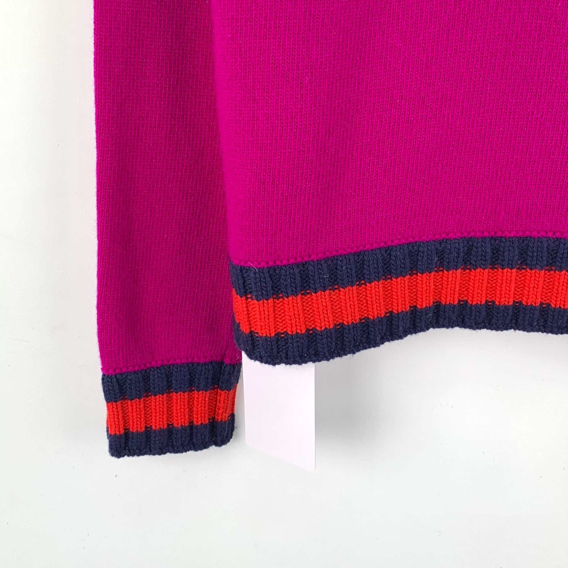 Gucci Gucci Strawberry Embellished Wool Sweater S Size S / US 4 / IT 40 - 6 Thumbnail