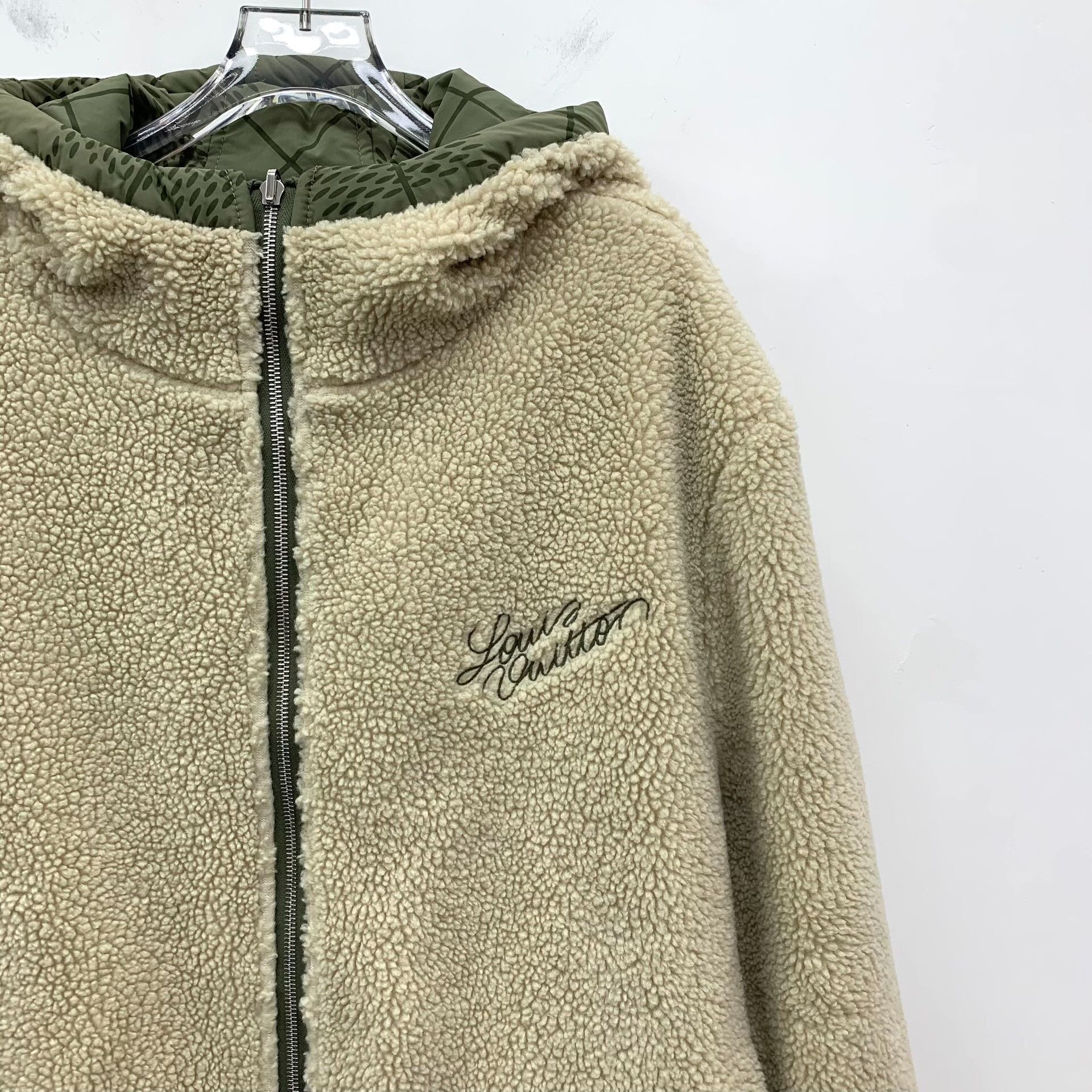 Louis Vuitton Louis Vuitton Reversible Quilted Hooded Jacket 46 Size US S / EU 44-46 / 1 - 10 Thumbnail