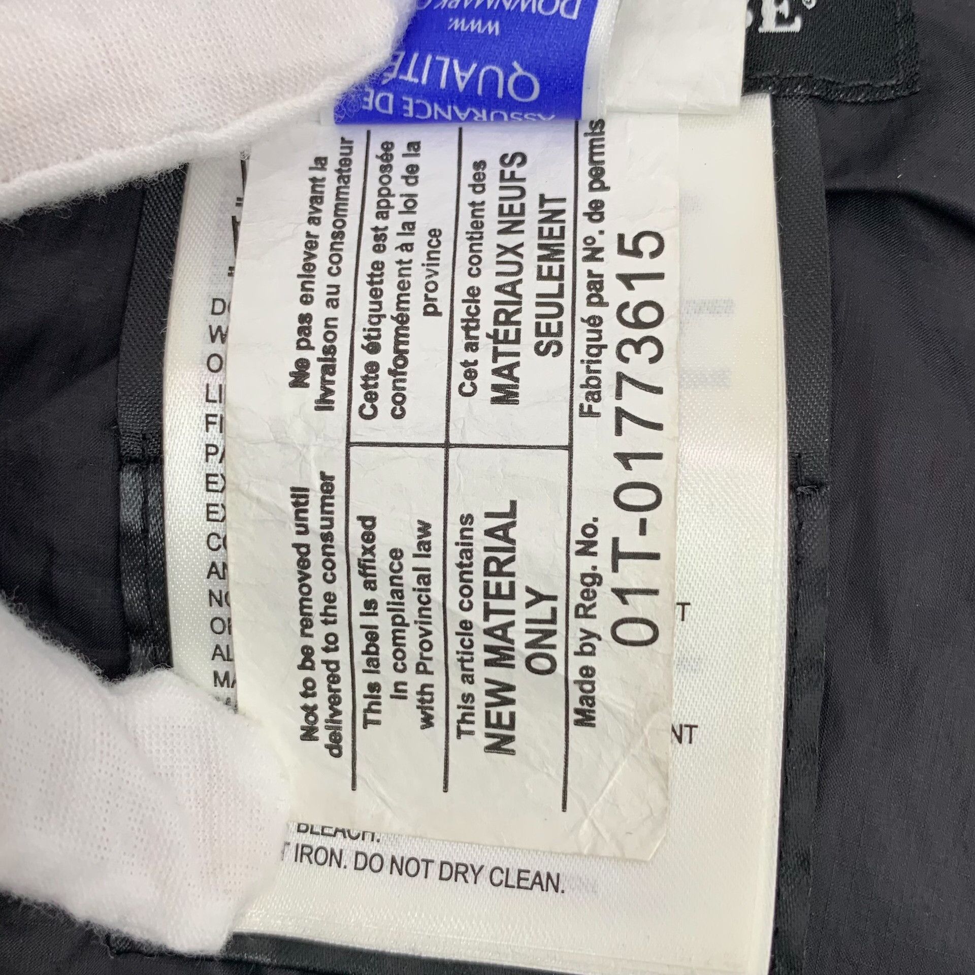 Canada Goose Canada Goose Camp Hooded Down Jacket XS Size XS / US 0-2 / IT 36-38 - 9 Thumbnail