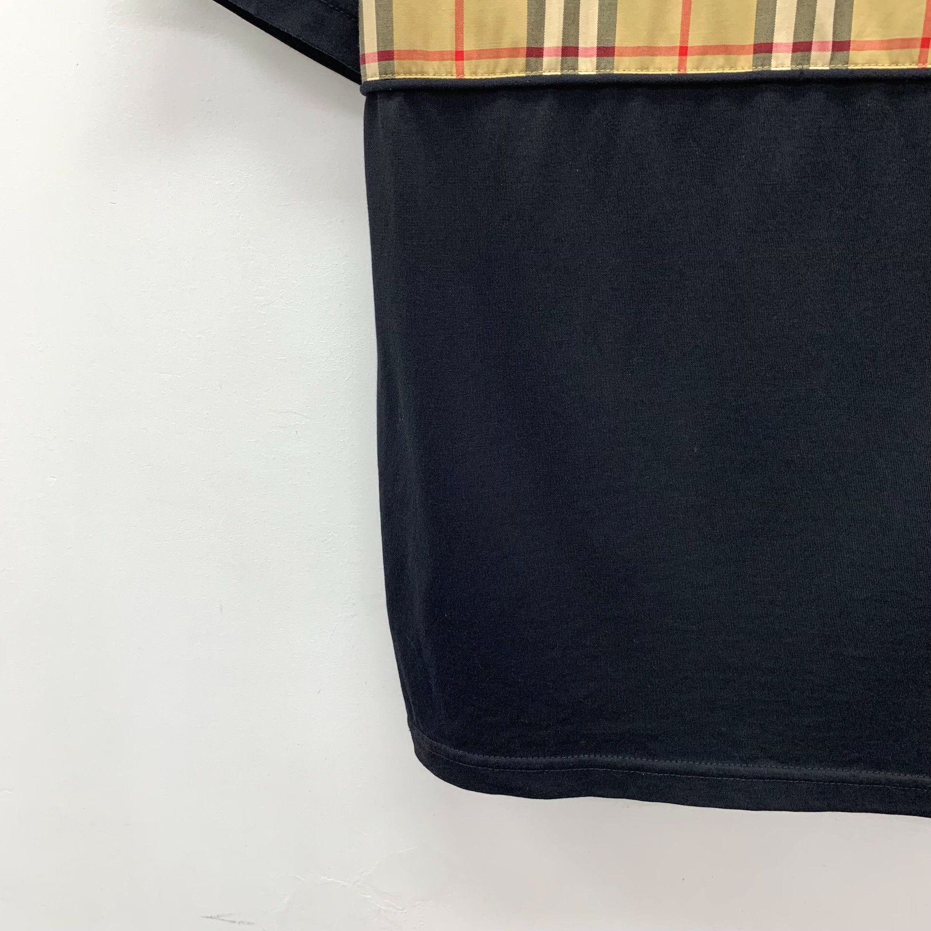 Burberry Burberry Check Panel T-Shirt Size 8Y Size US XXS / EU 40 - 5 Thumbnail