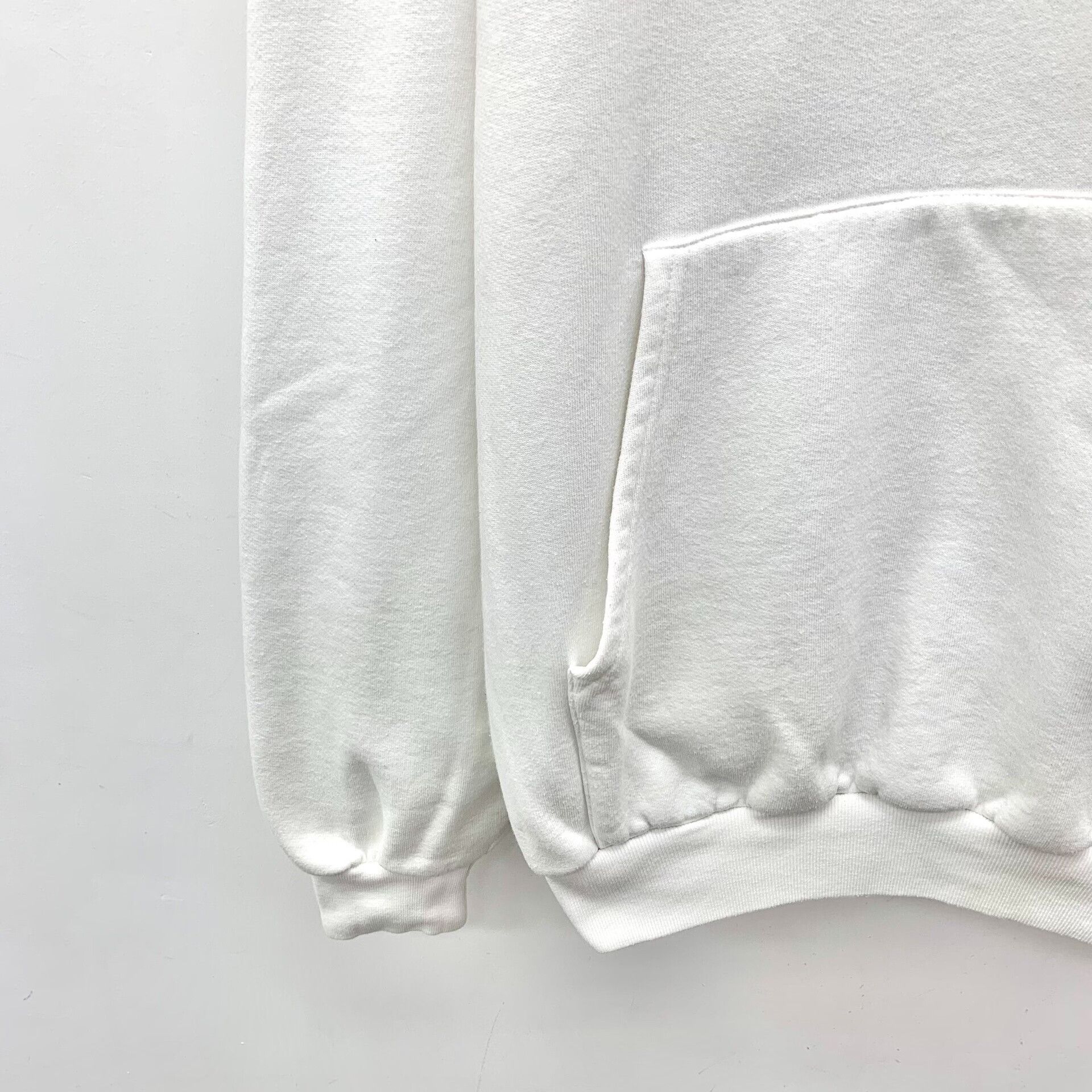 Balenciaga Balenciaga BB Wreath Logo Hoodie White XS Size US XS / EU 42 / 0 - 5 Thumbnail