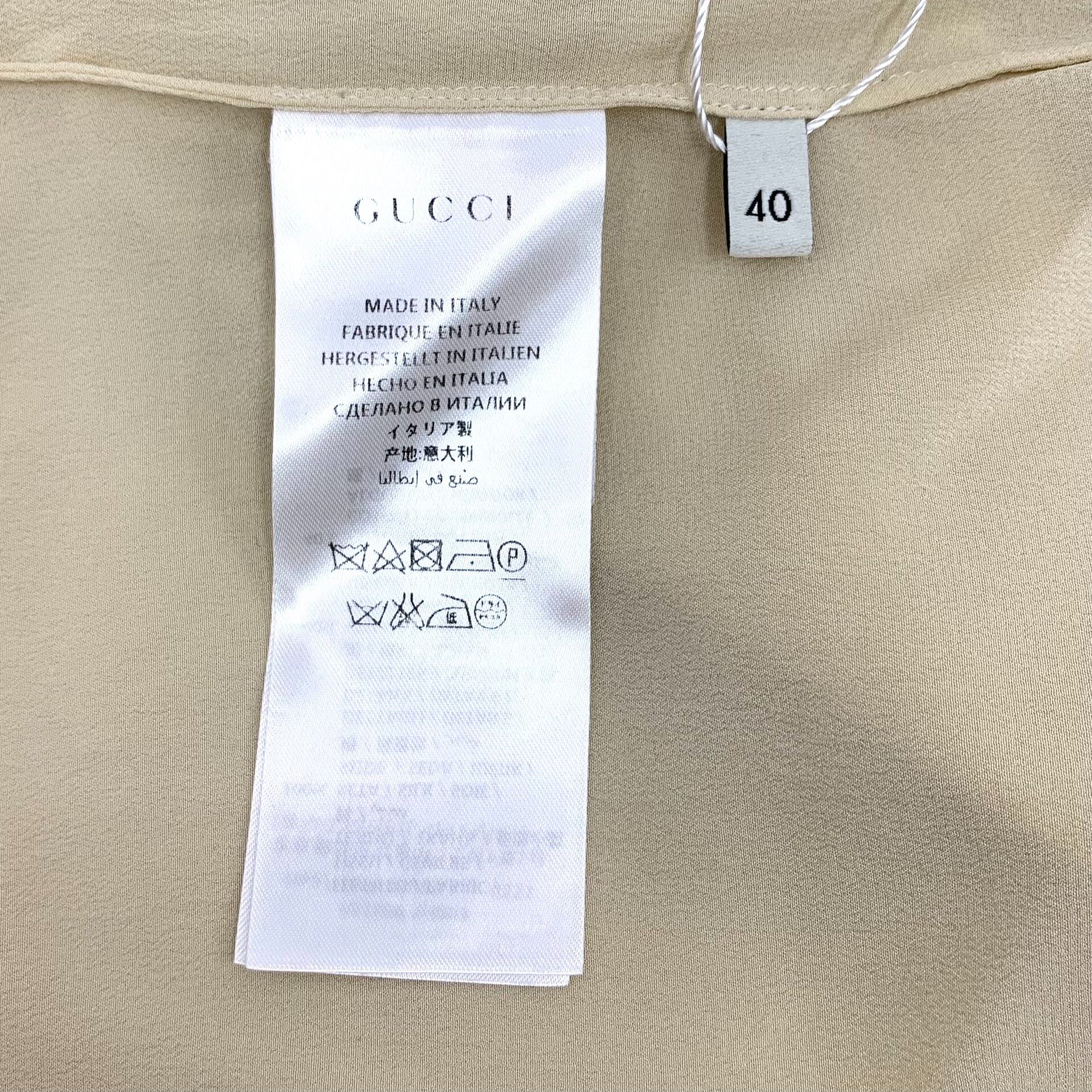 Gucci Gucci Silk Ruffle Bow Tie Blouse IT 40 Size S / US 4 / IT 40 - 7 Thumbnail