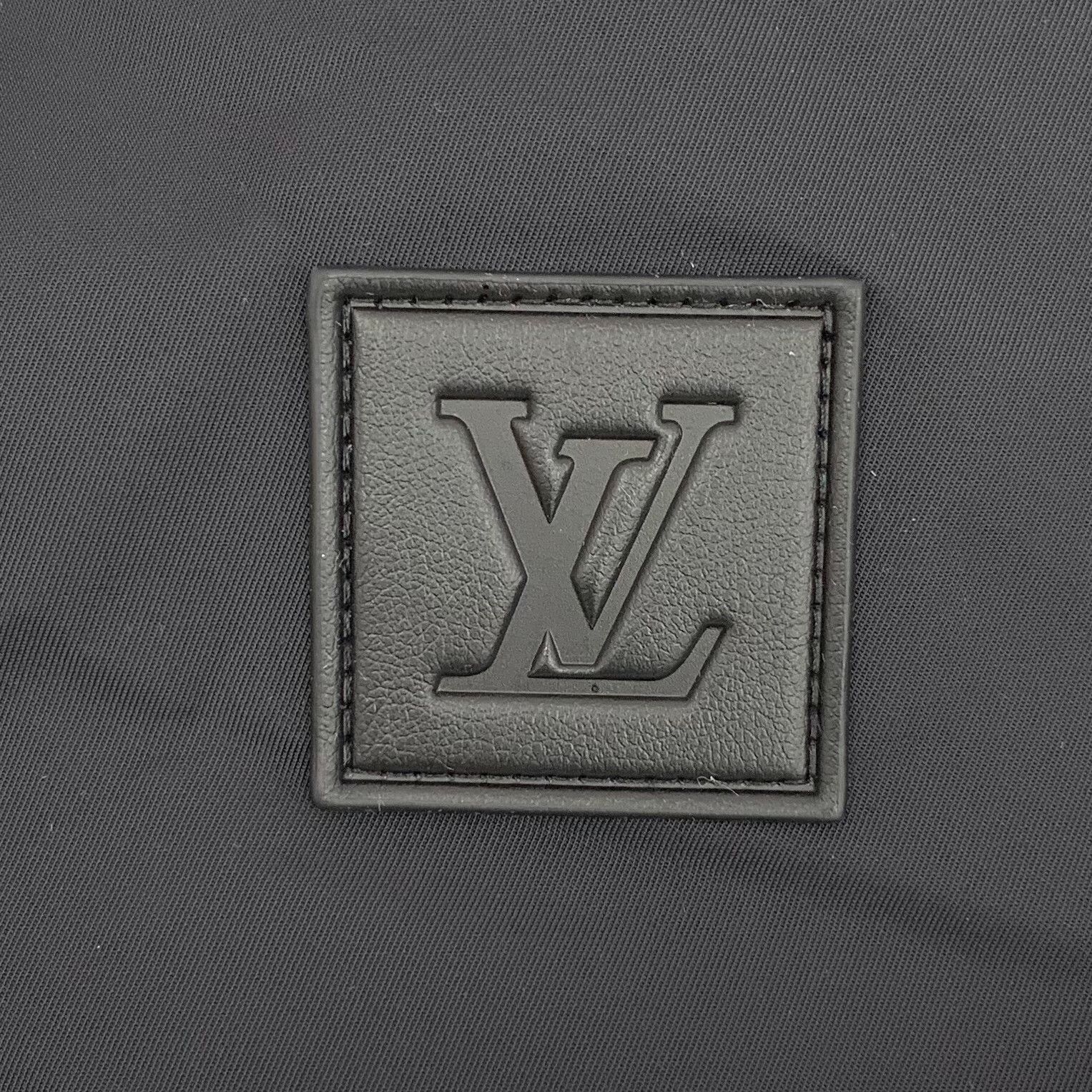 Louis Vuitton Louis Vuitton Monogram Hooded Jacket 50 Size US M / EU 48-50 / 2 - 6 Thumbnail
