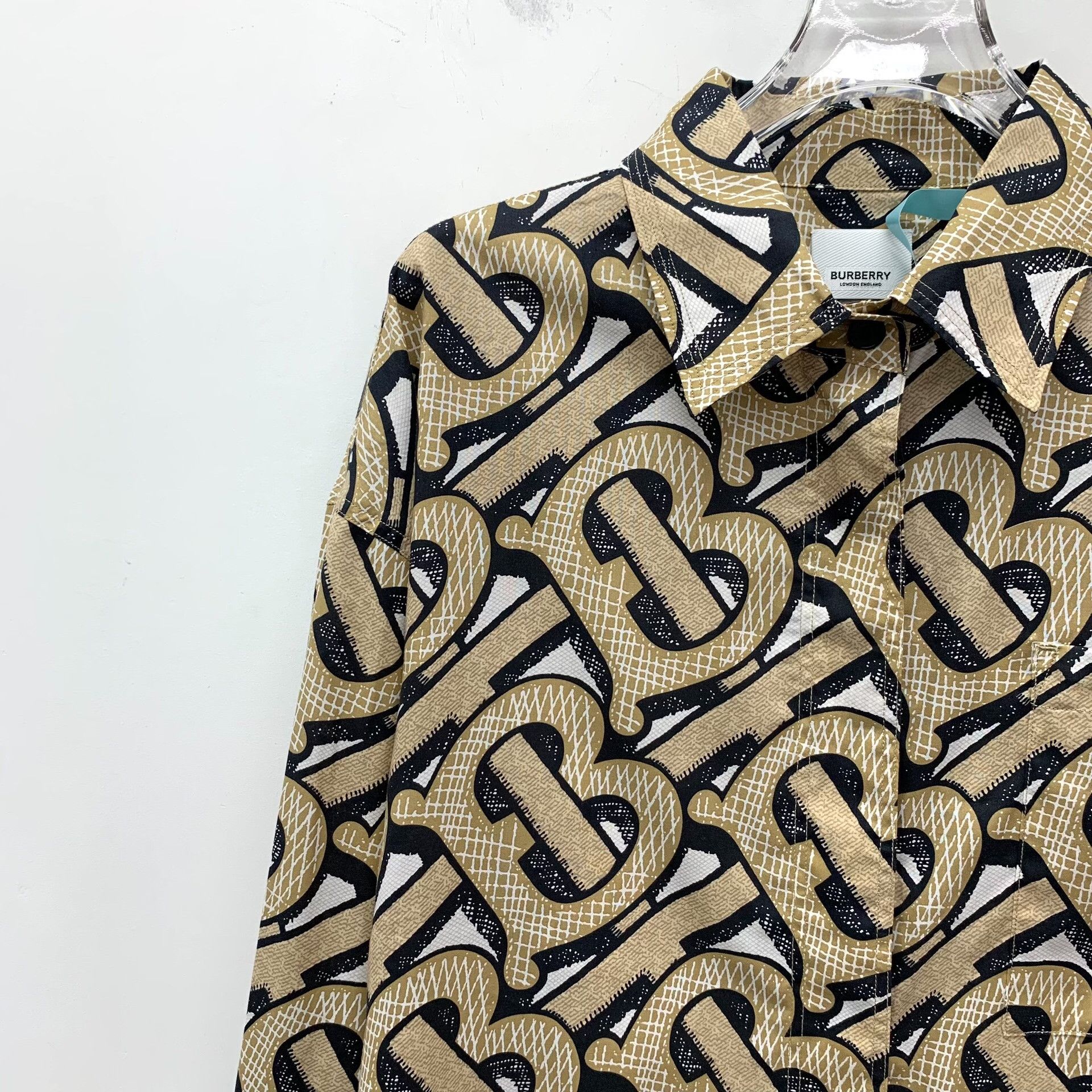 Burberry Burberry TB Monogram Button Up Shirt IT 40 Size S / US 4 / IT 40 - 4 Thumbnail
