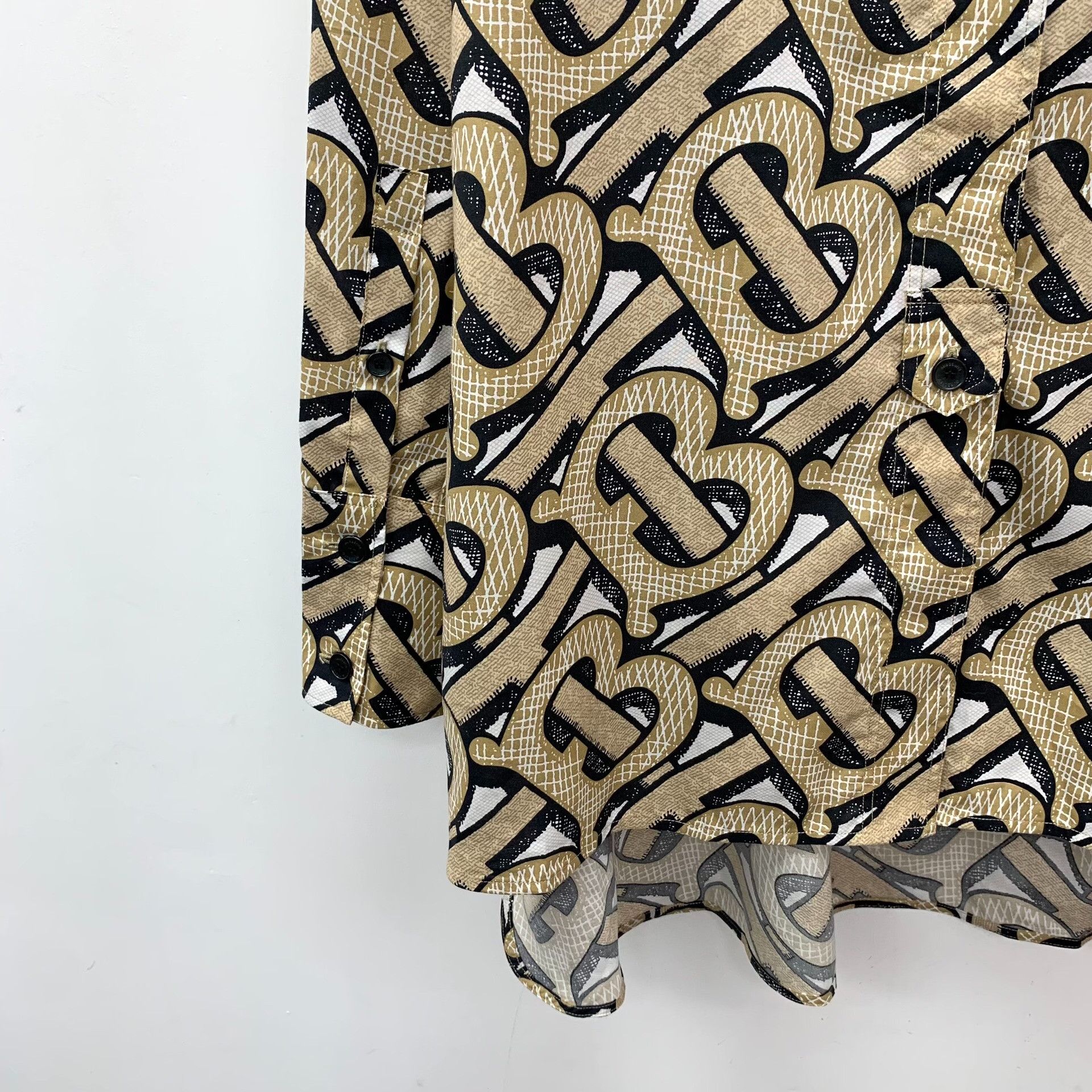 Burberry Burberry TB Monogram Button Up Shirt IT 40 Size S / US 4 / IT 40 - 5 Thumbnail
